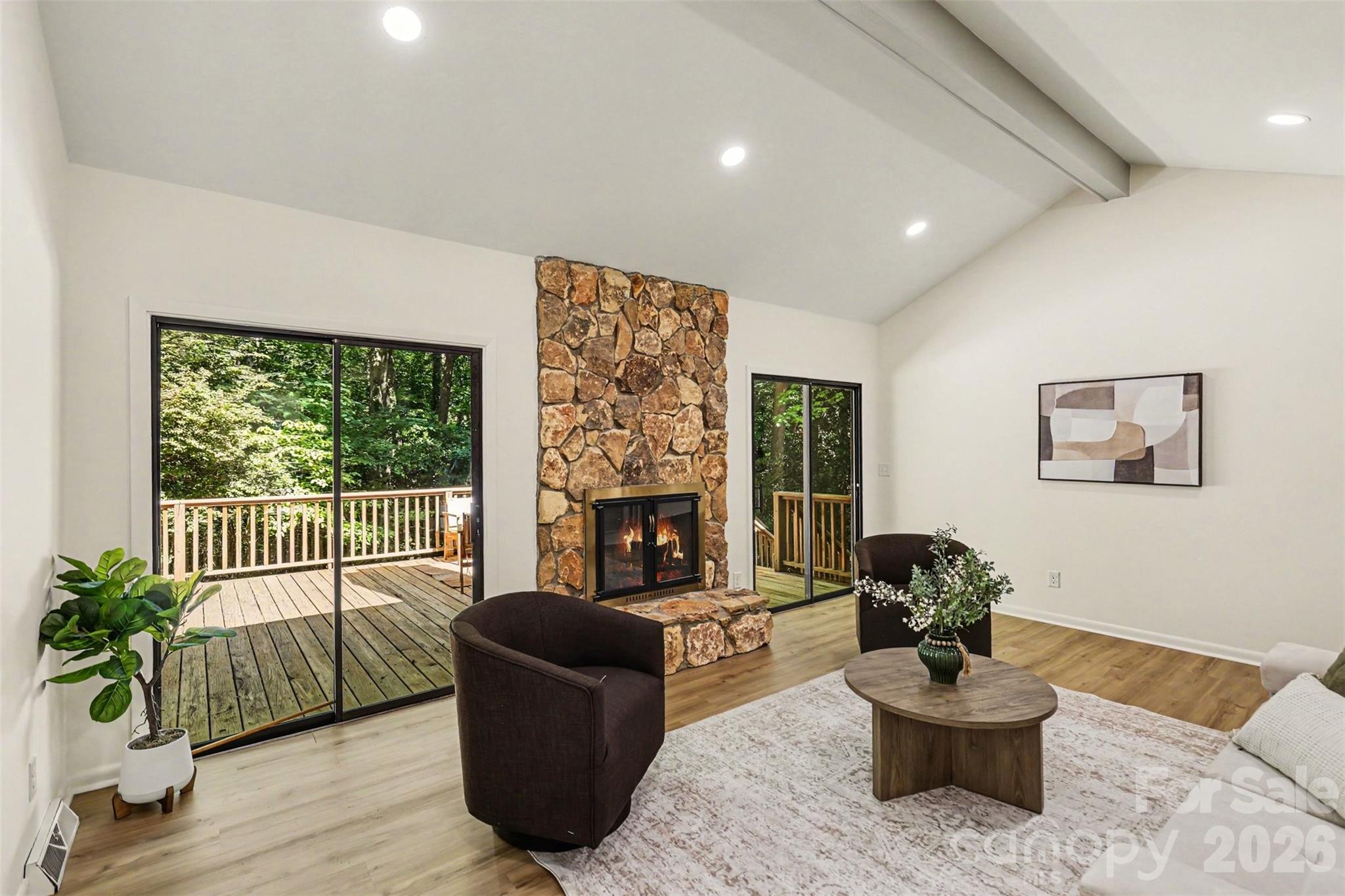 319 Kingsley Drive — Charlotte