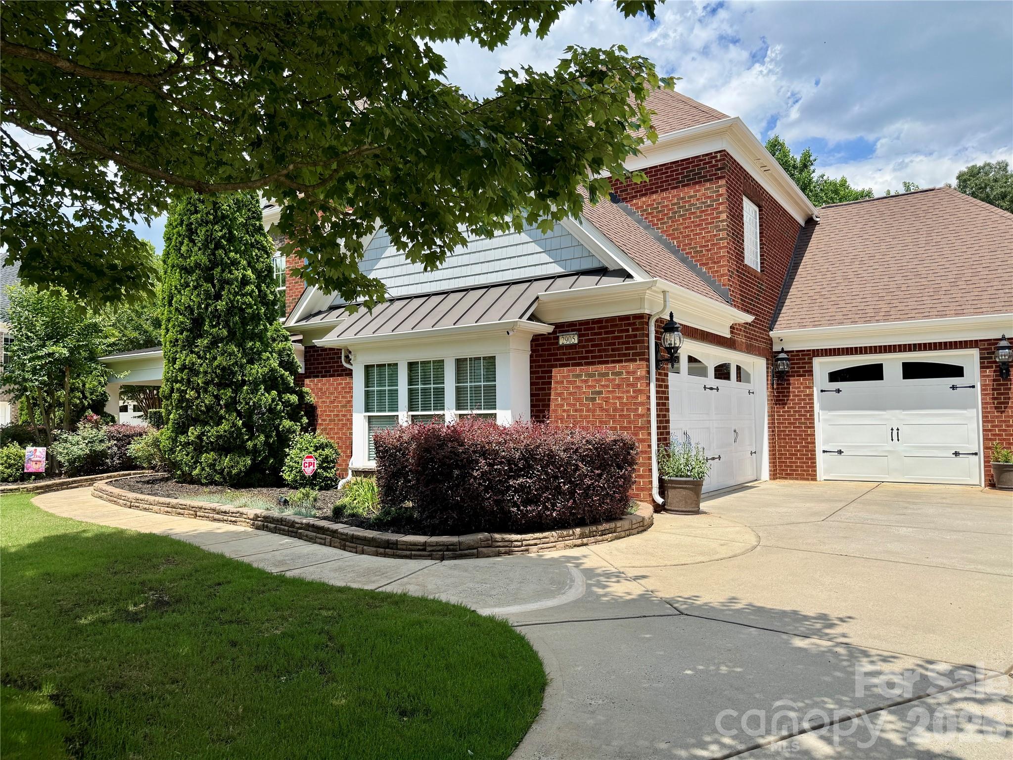 2905 Julian Glen Circle — Waxhaw