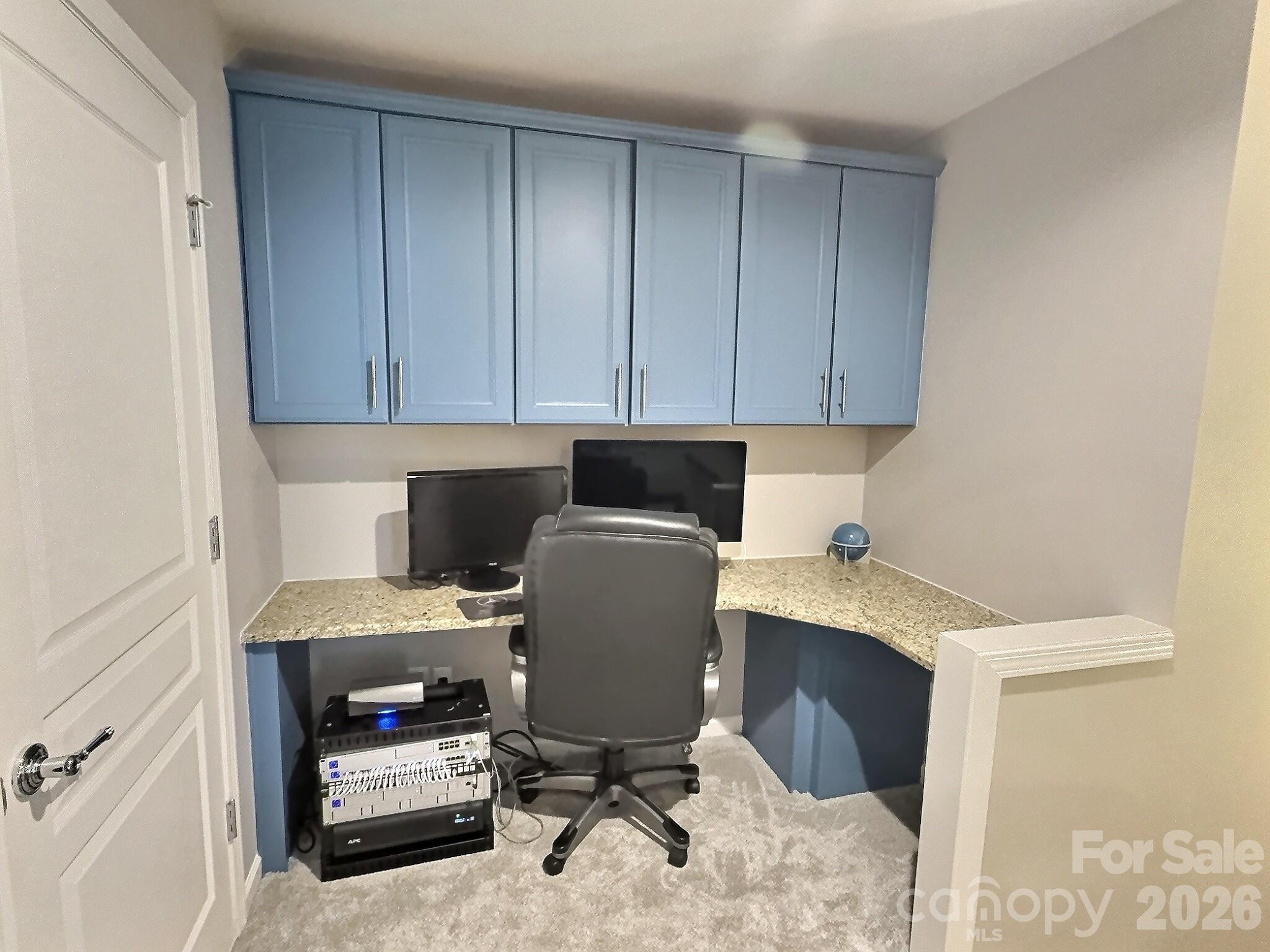 2905 Julian Glen Circle — Waxhaw