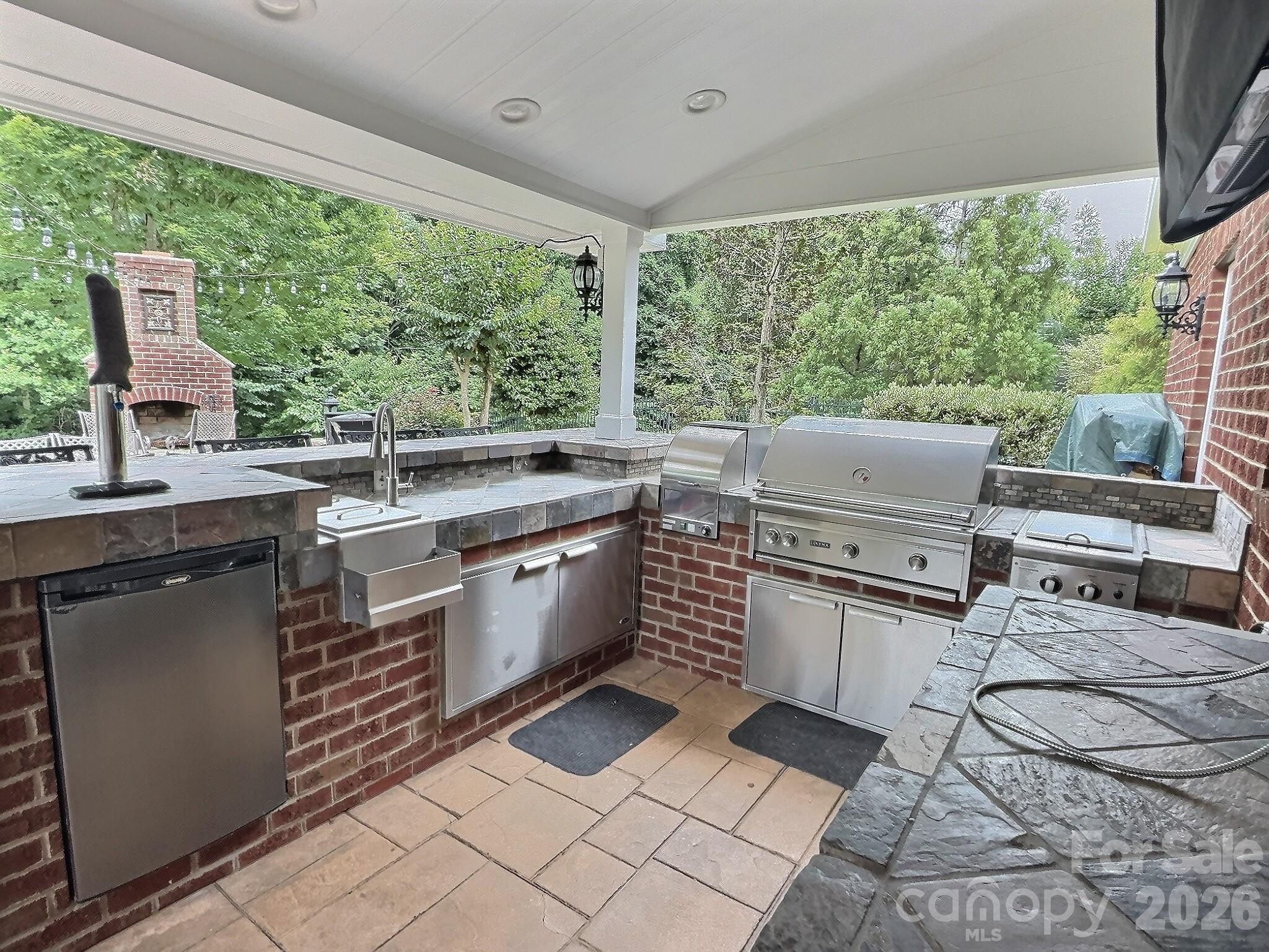 2905 Julian Glen Circle — Waxhaw