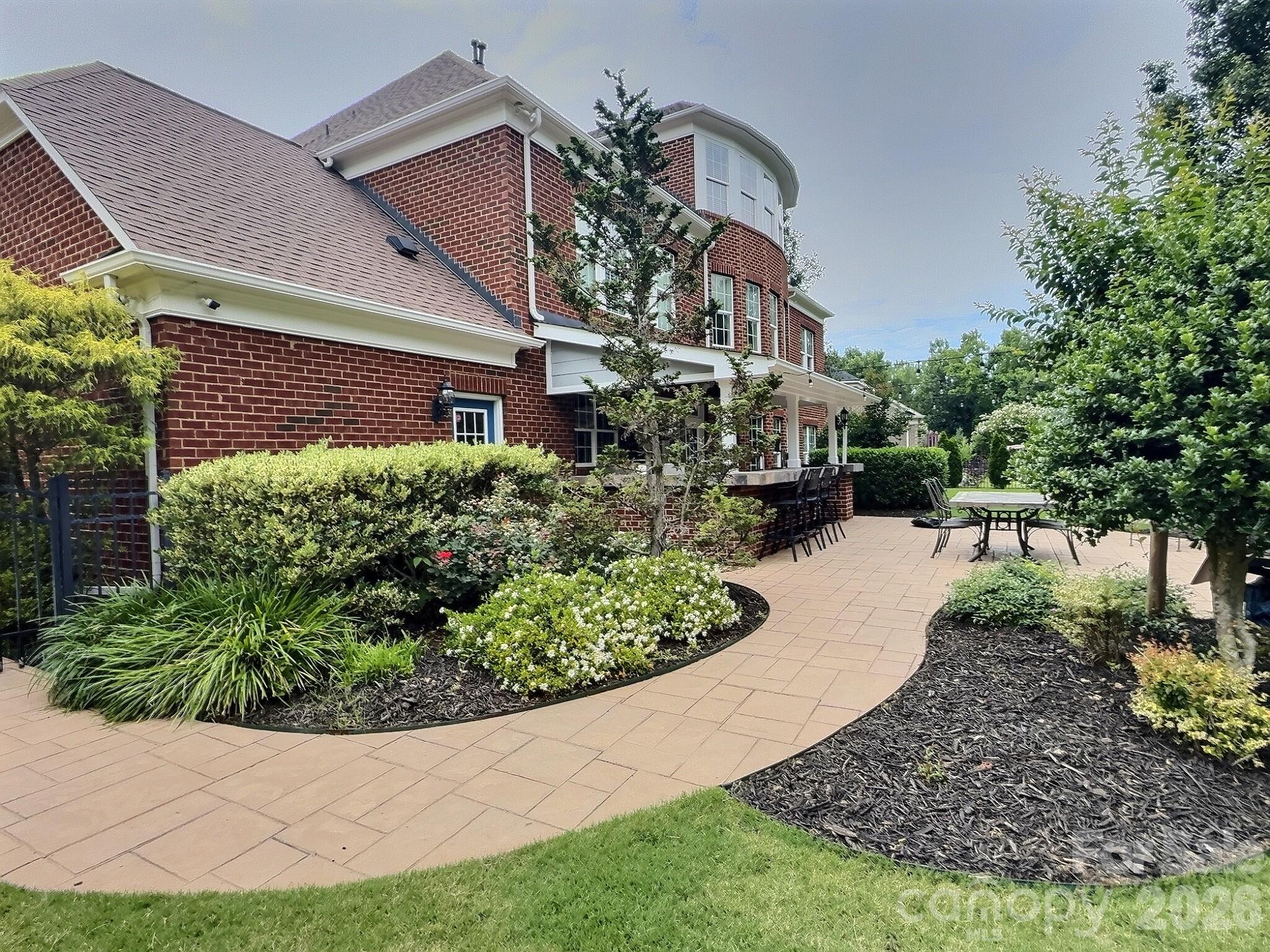 2905 Julian Glen Circle — Waxhaw