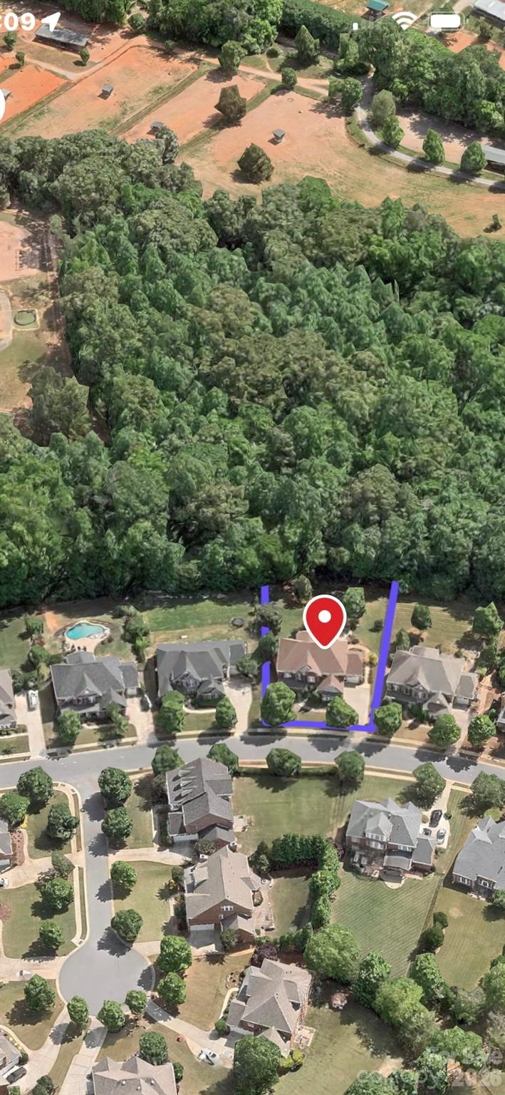 2905 Julian Glen Circle — Waxhaw