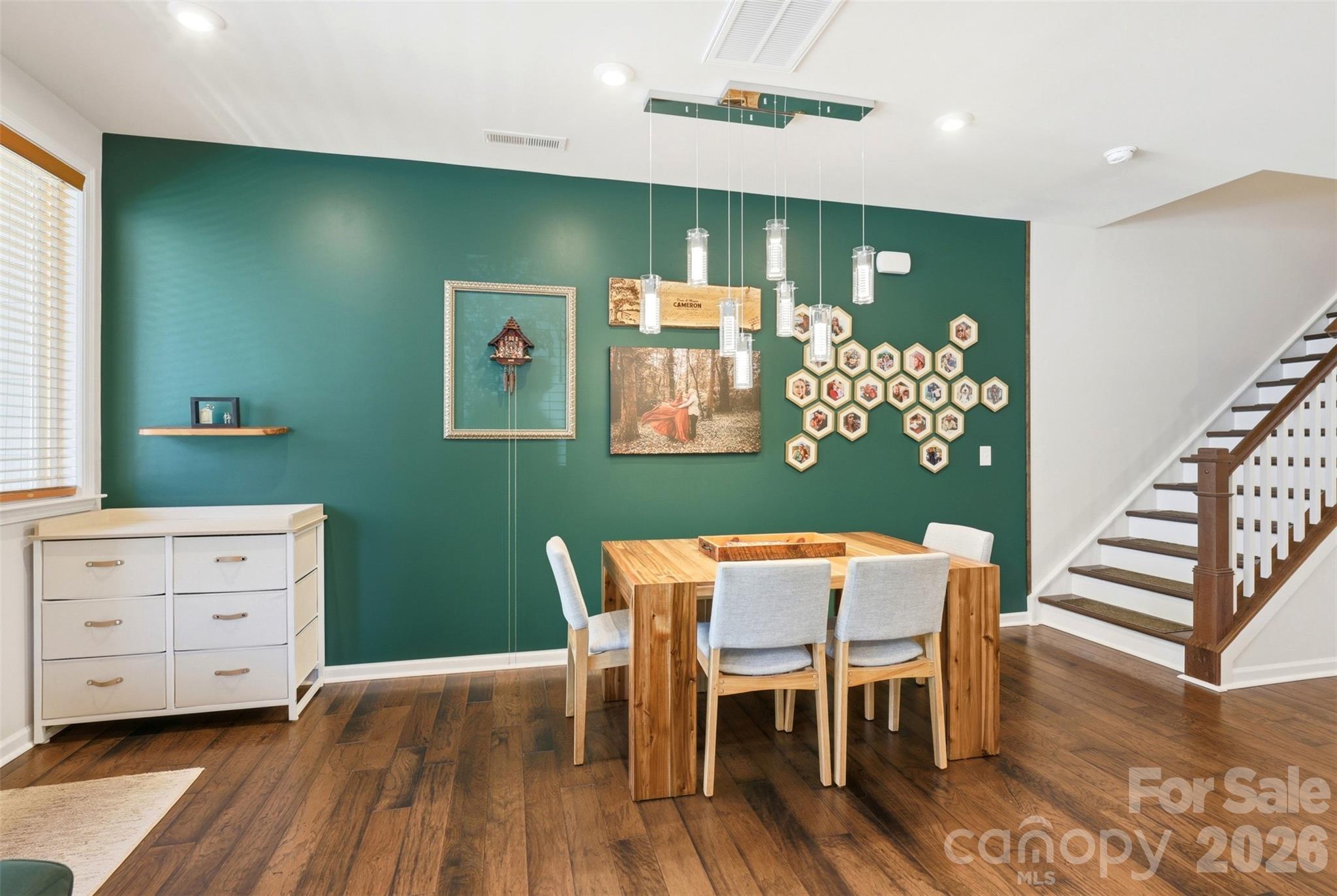 903 Kinsey Alley — Charlotte
