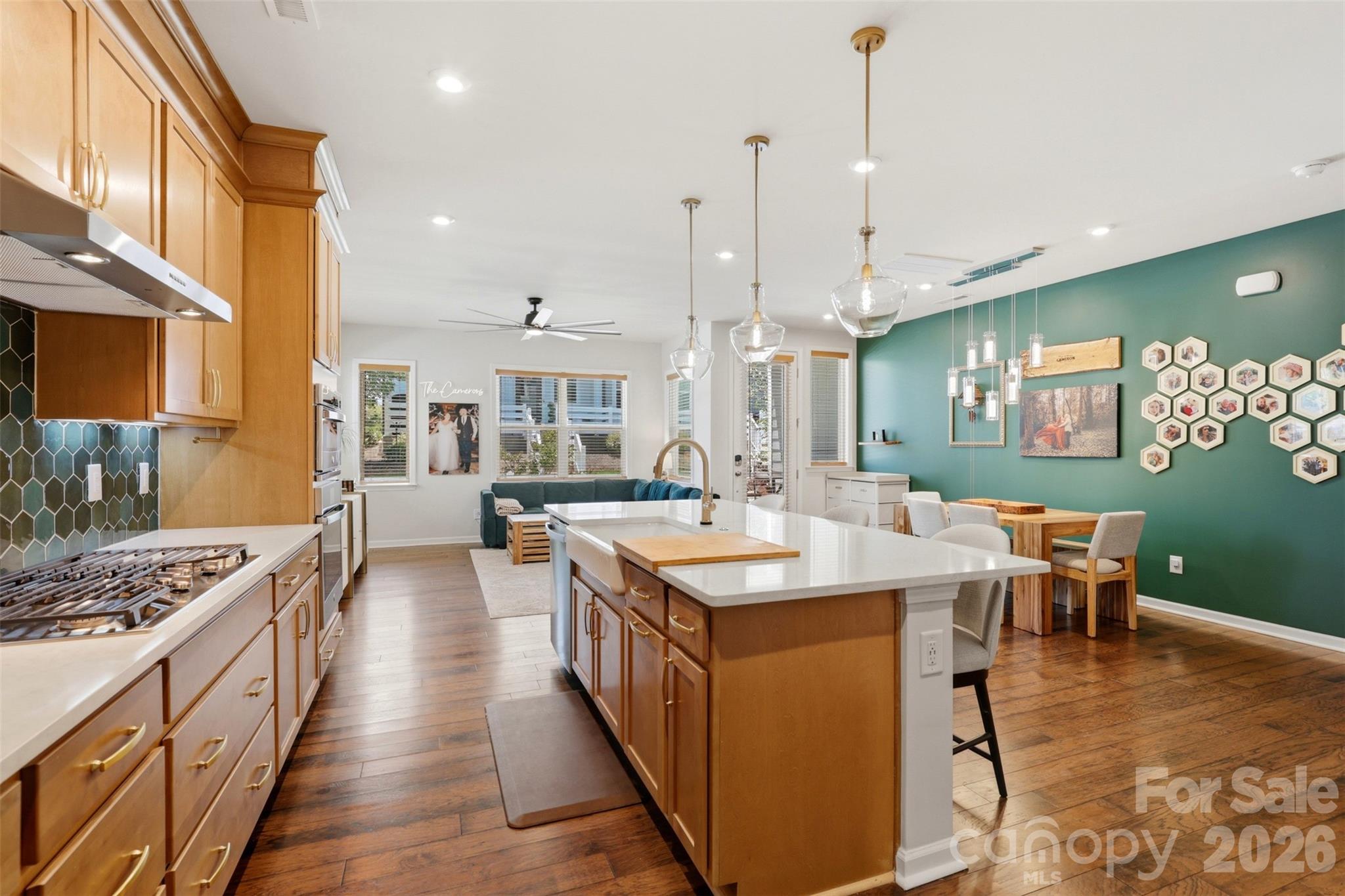 903 Kinsey Alley — Charlotte