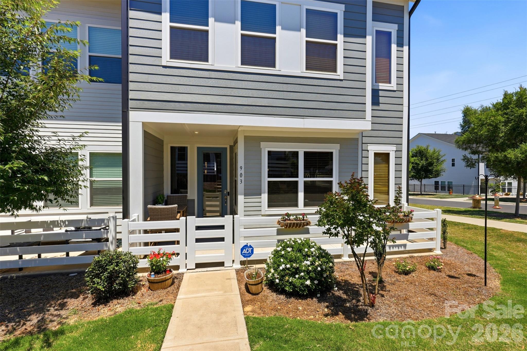 903 Kinsey Alley — Charlotte