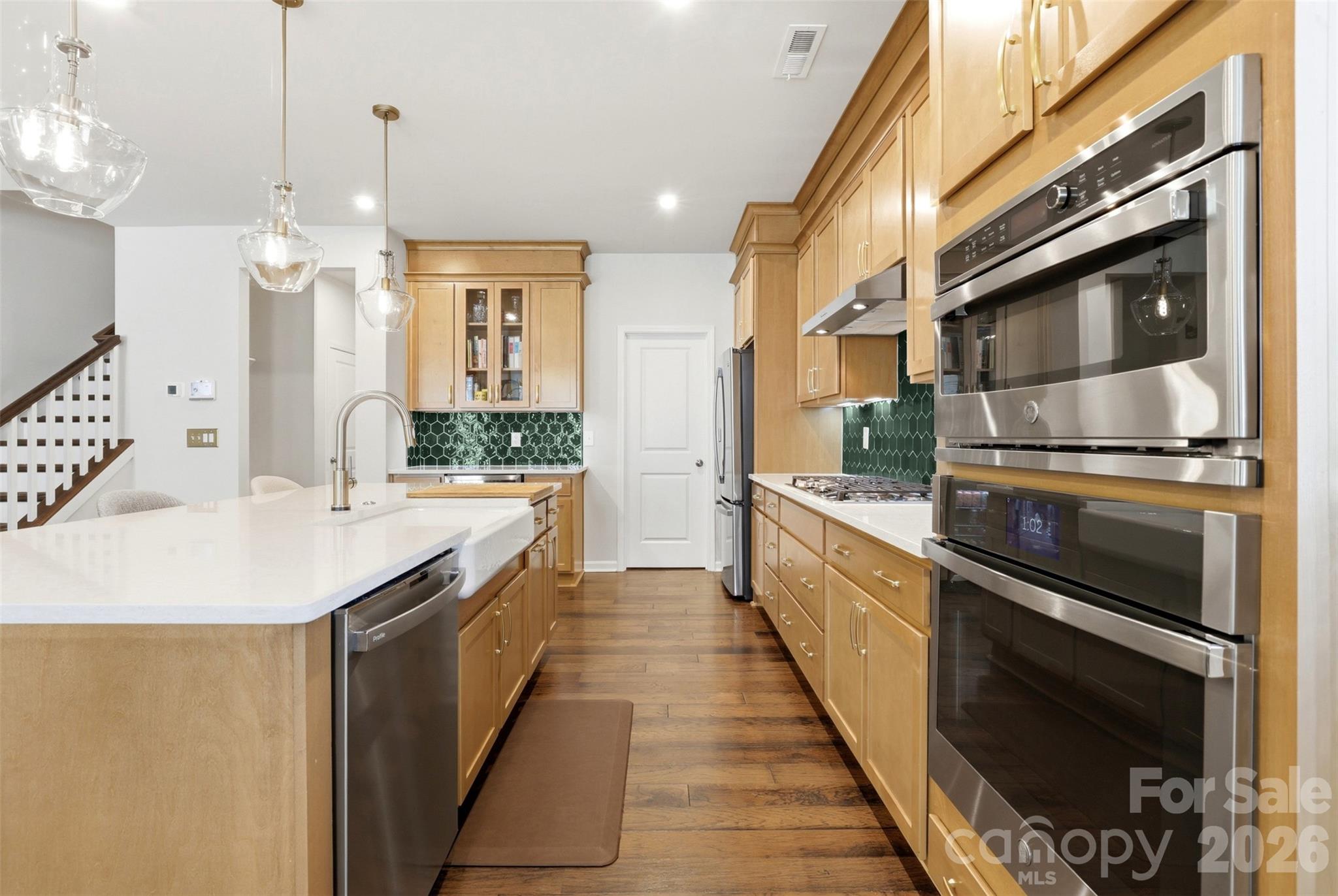 903 Kinsey Alley — Charlotte