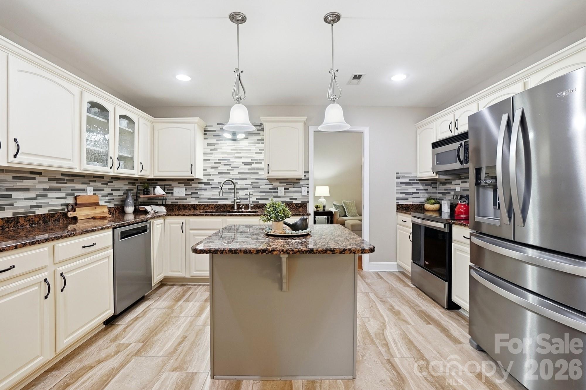 3324 Muddy Creek Road — Midland