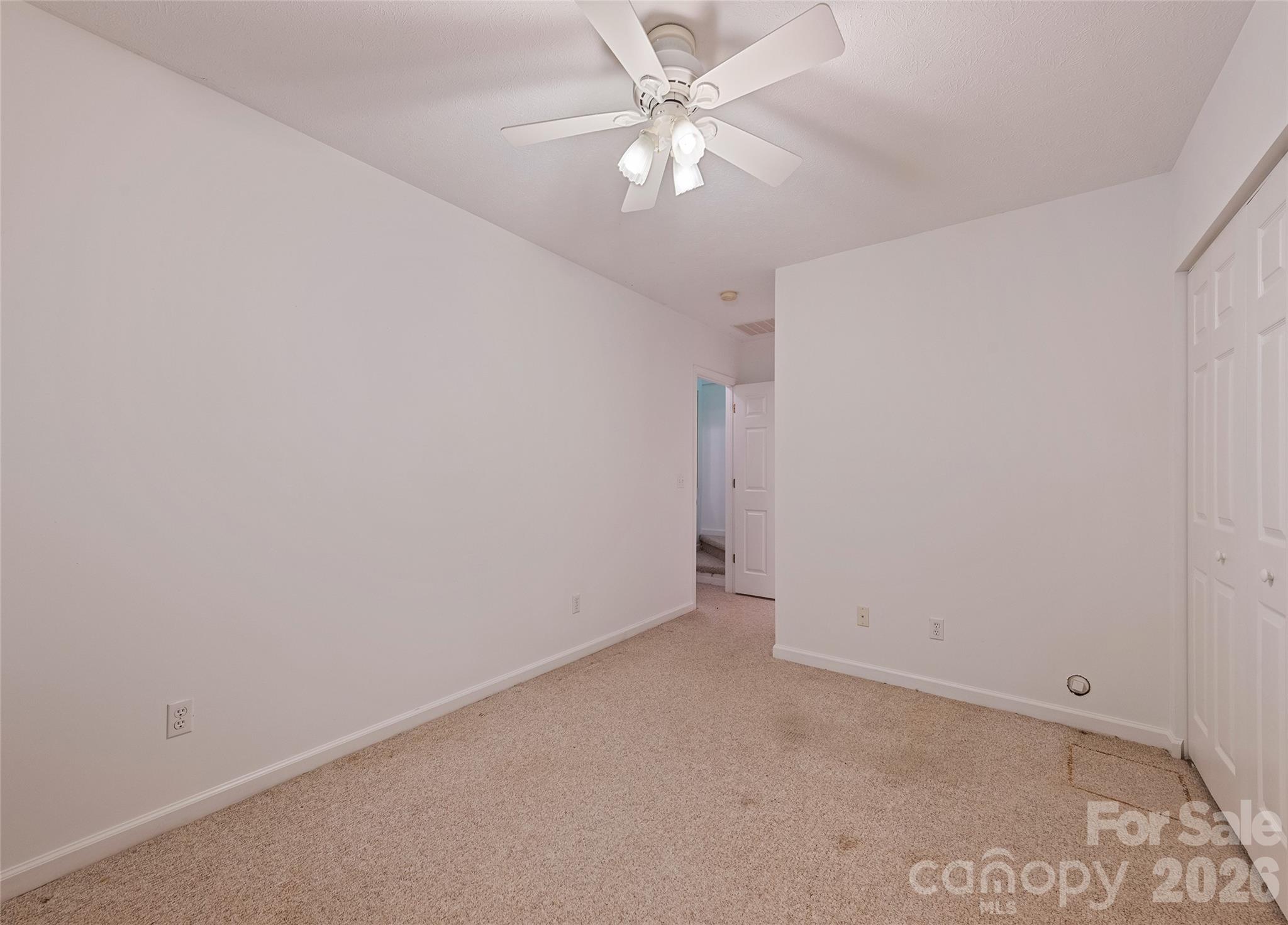 21 Winterview Trail — Hendersonville