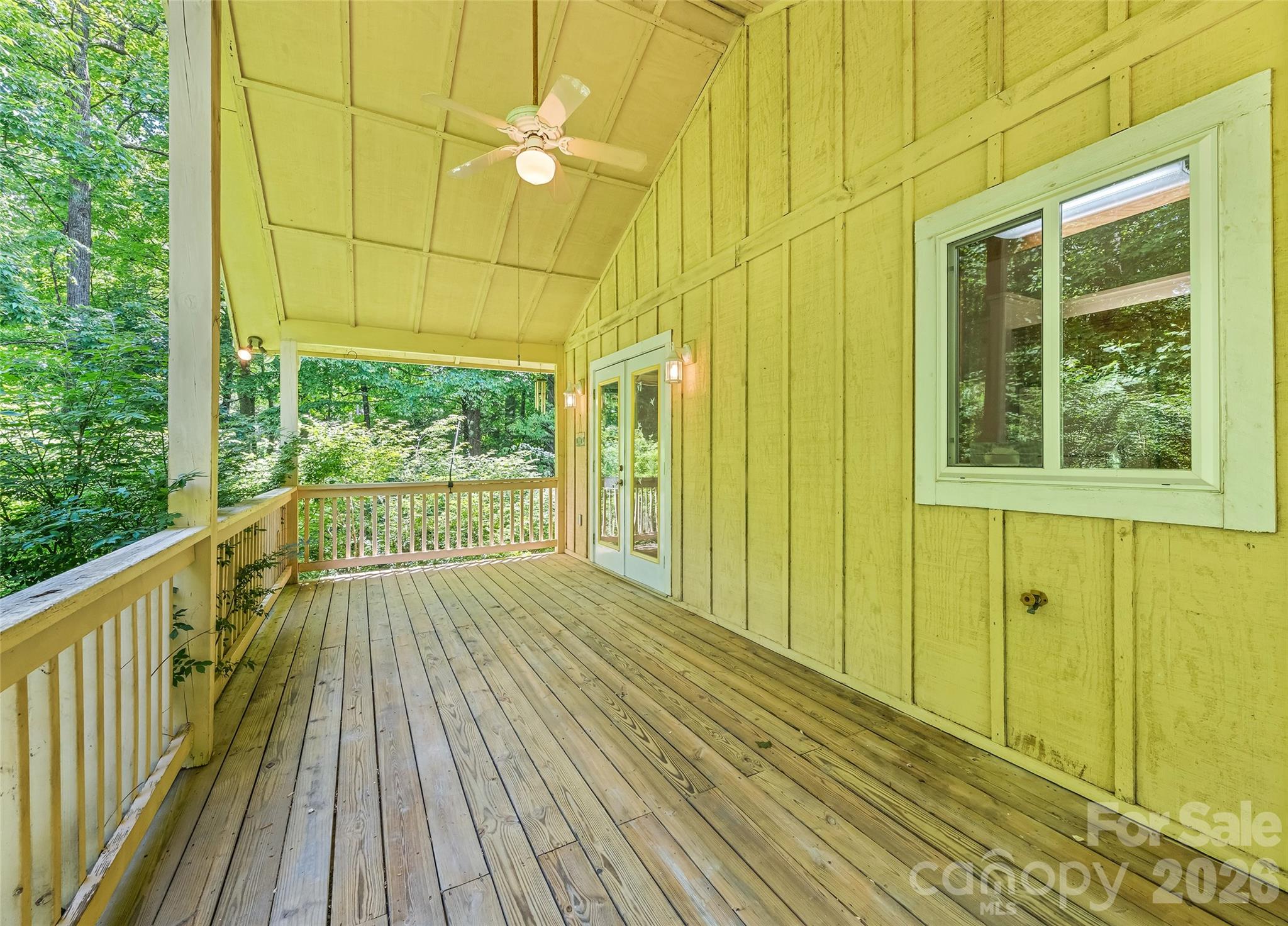 21 Winterview Trail — Hendersonville