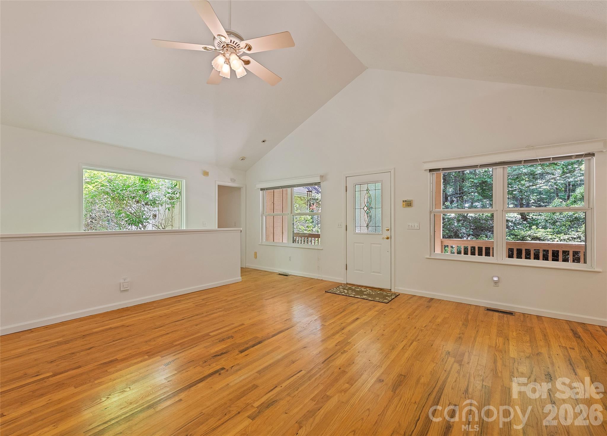 21 Winterview Trail — Hendersonville