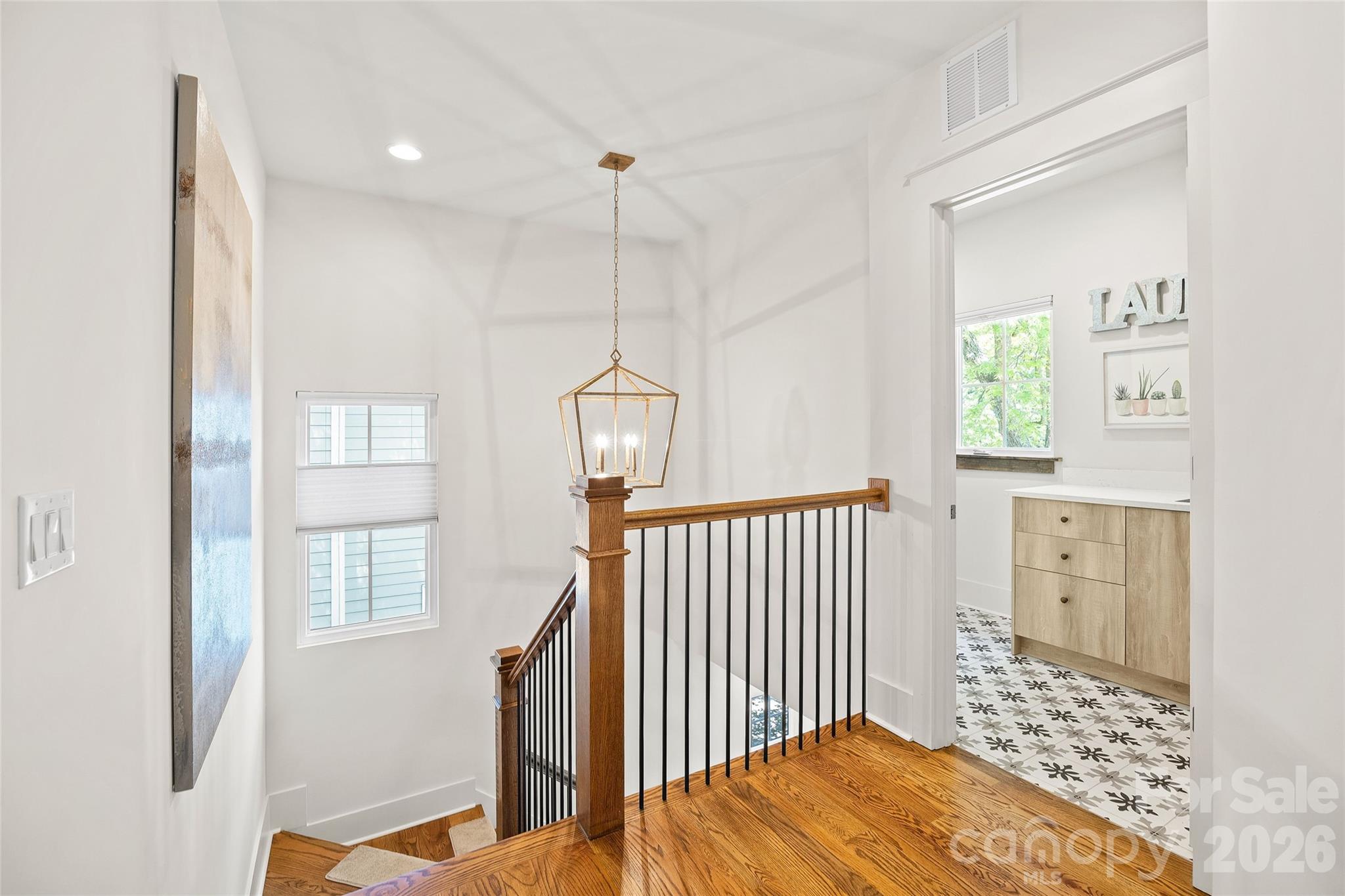 425 Pecan Avenue — Charlotte