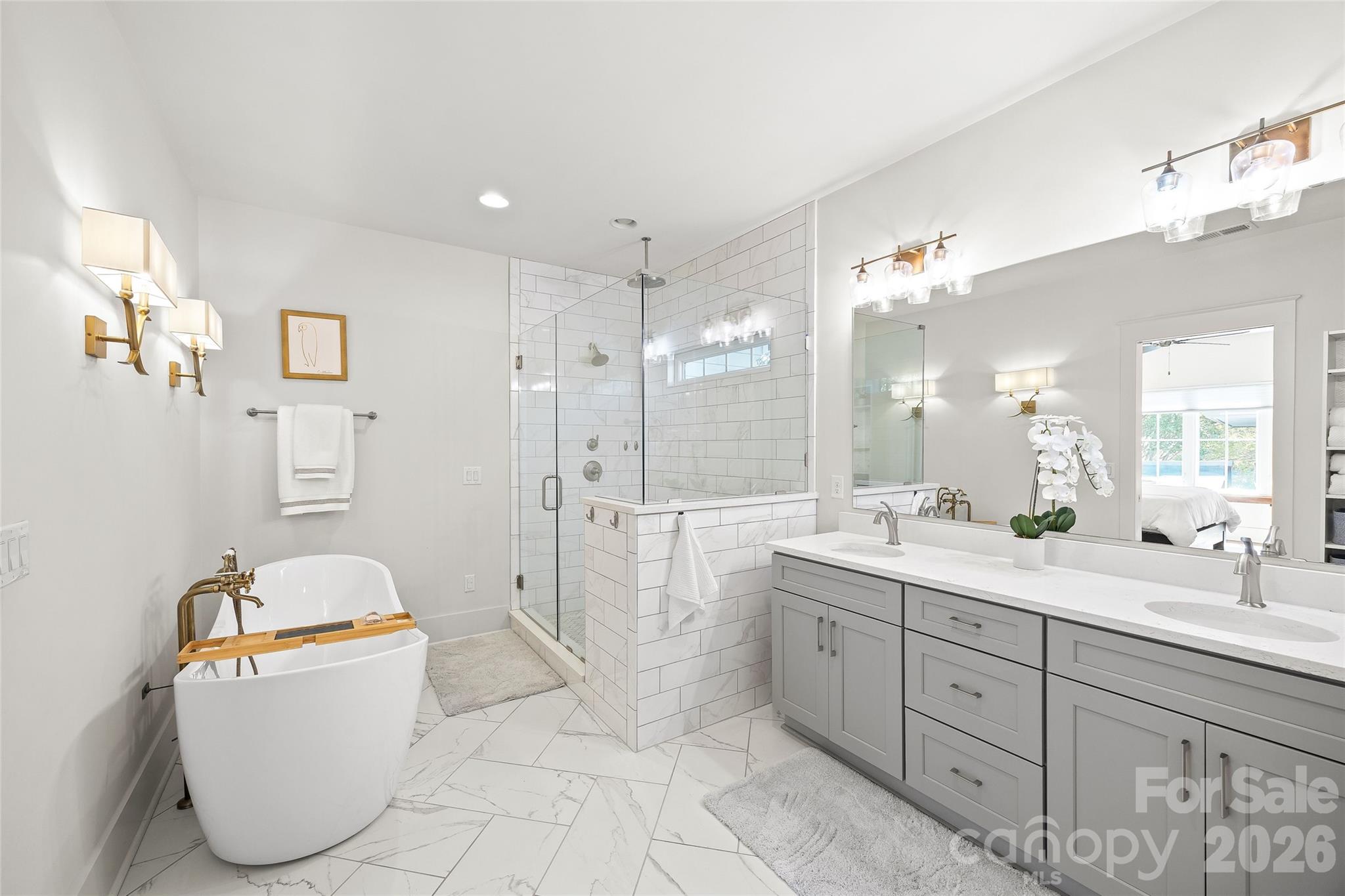 425 Pecan Avenue — Charlotte