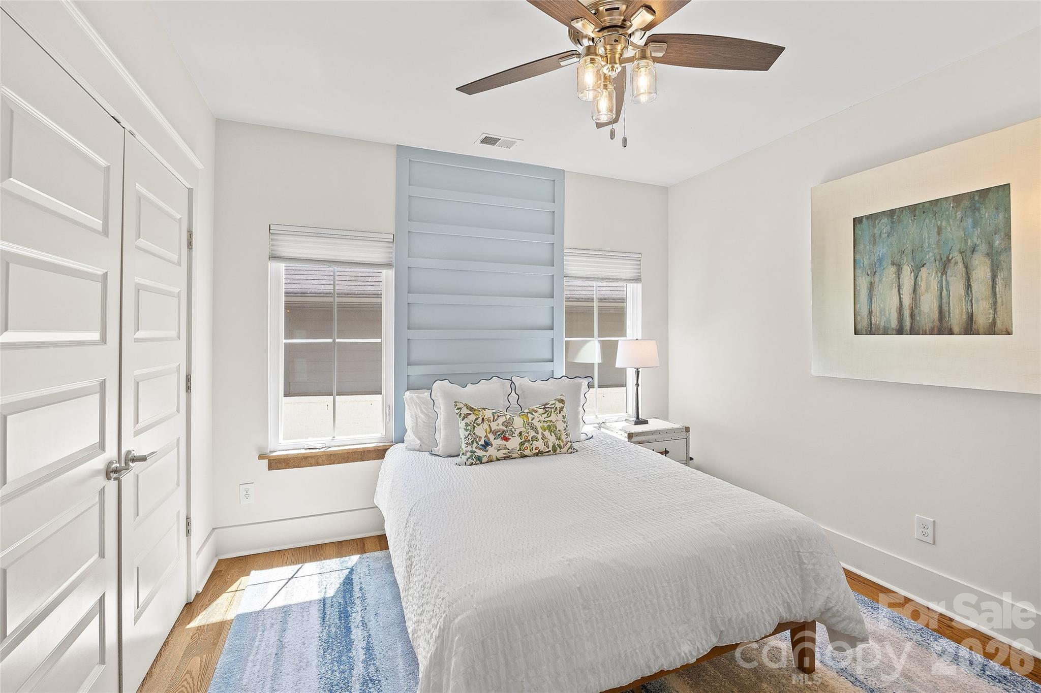 425 Pecan Avenue — Charlotte