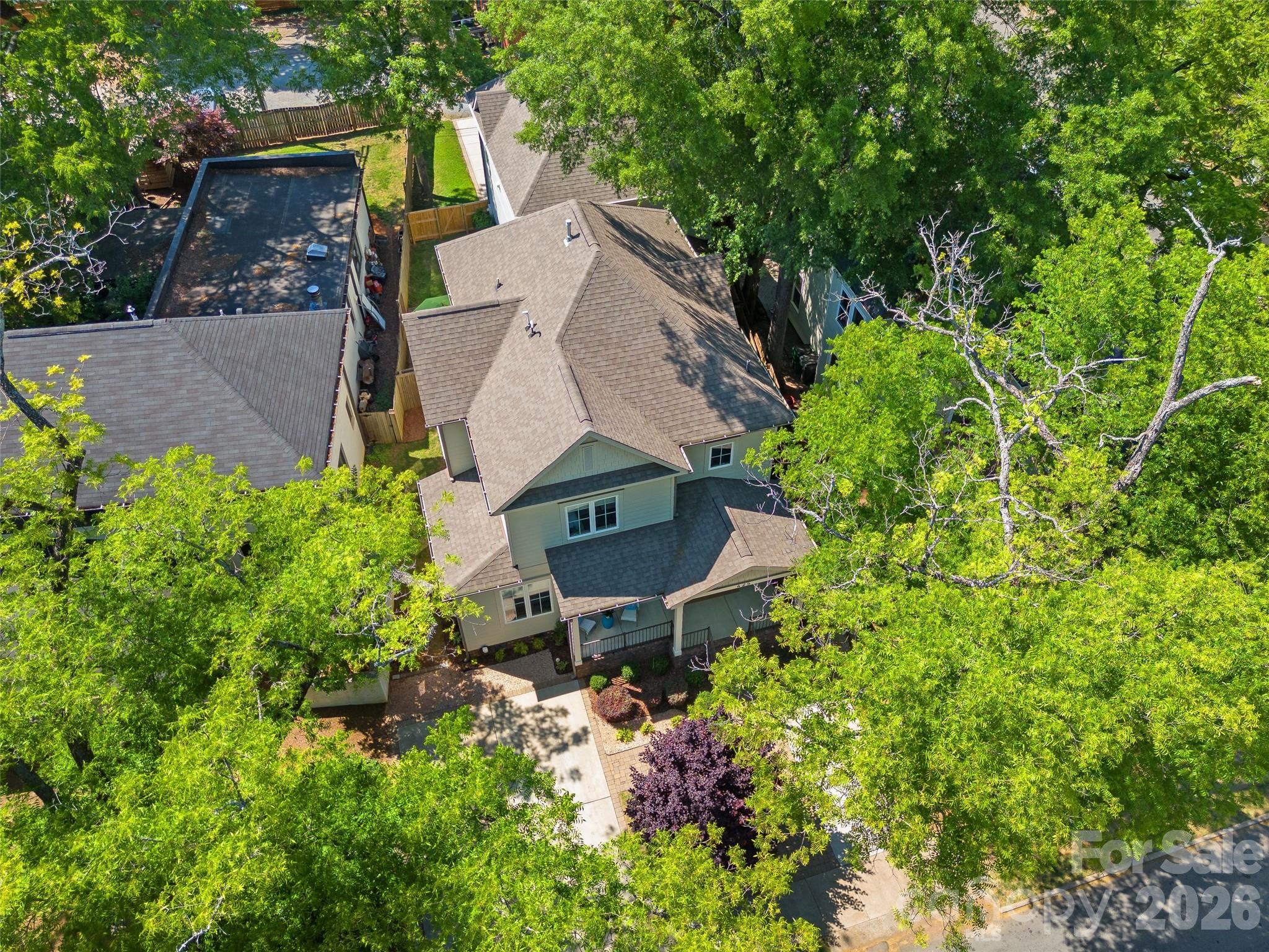 425 Pecan Avenue — Charlotte