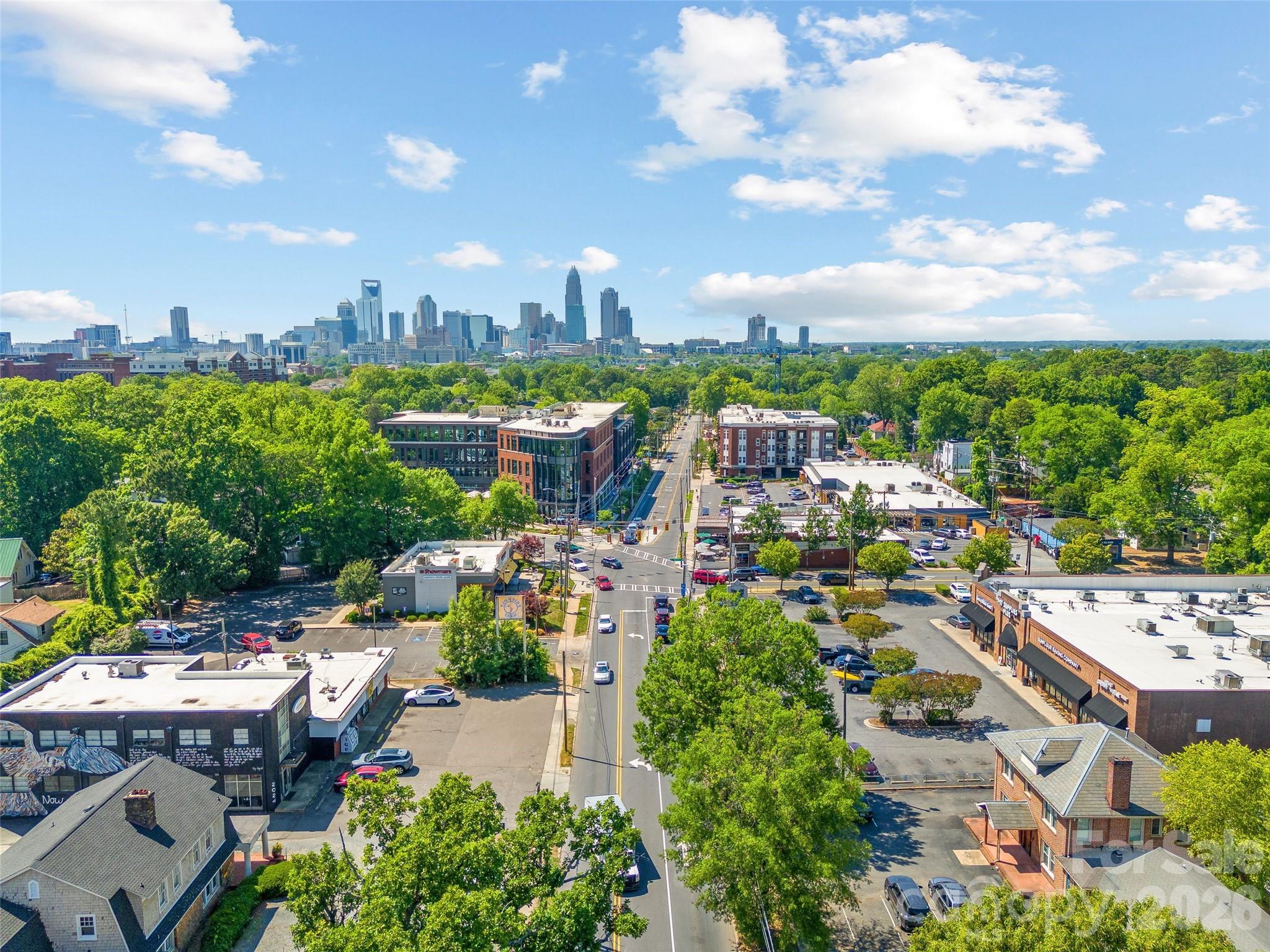 425 Pecan Avenue — Charlotte