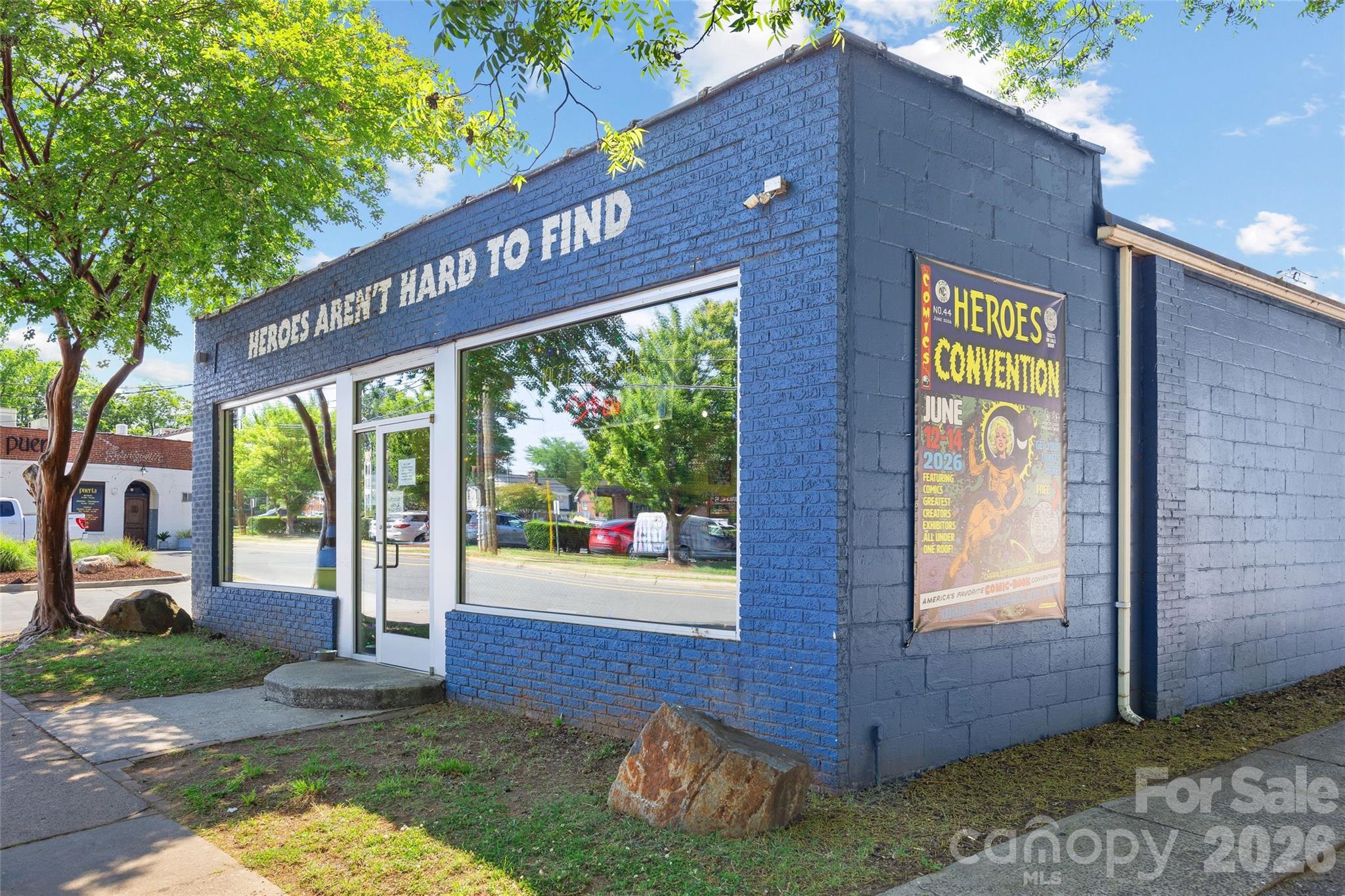 425 Pecan Avenue — Charlotte