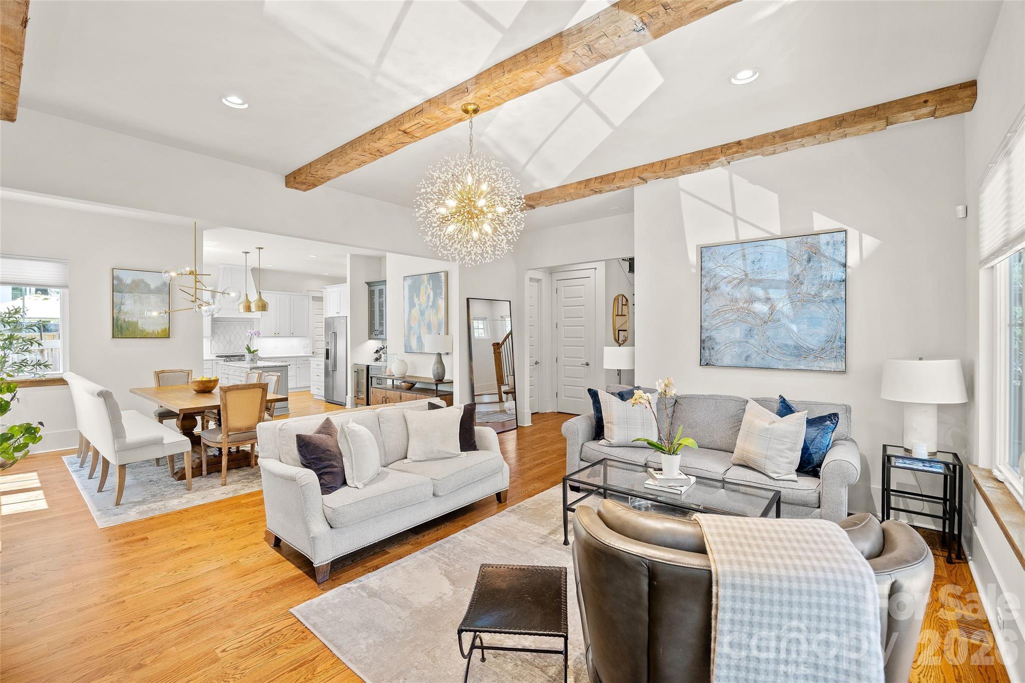 425 Pecan Avenue — Charlotte