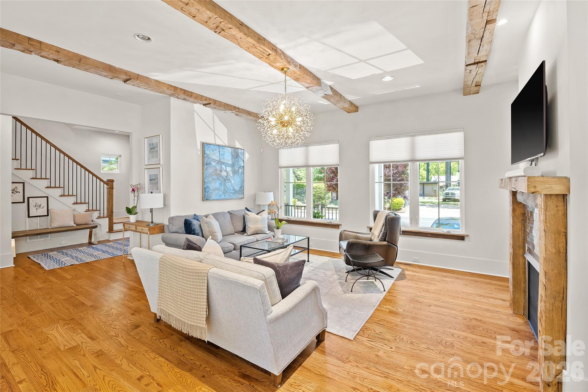 425 Pecan Avenue — Charlotte
