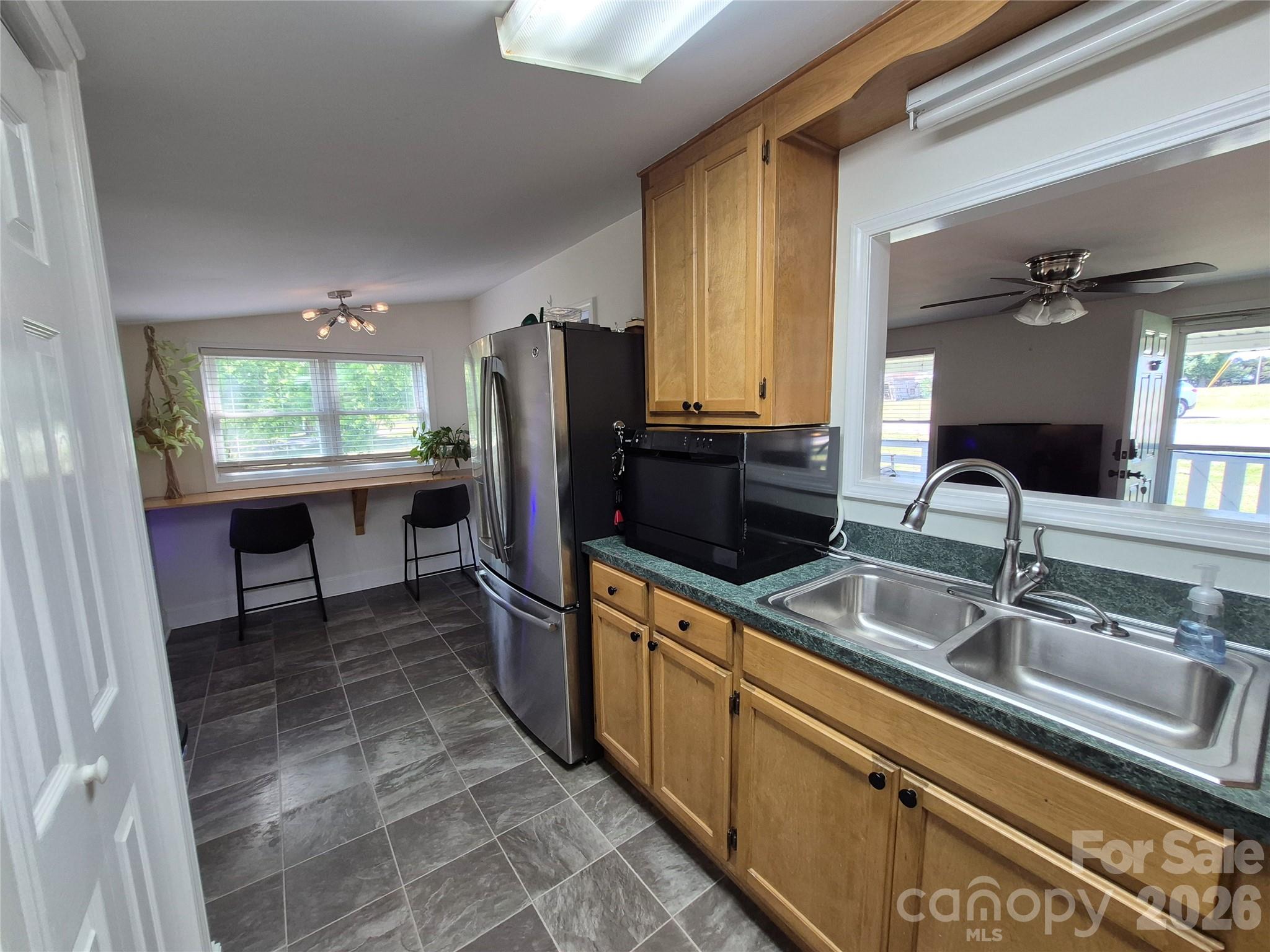 4438 Reepsville Road — Vale