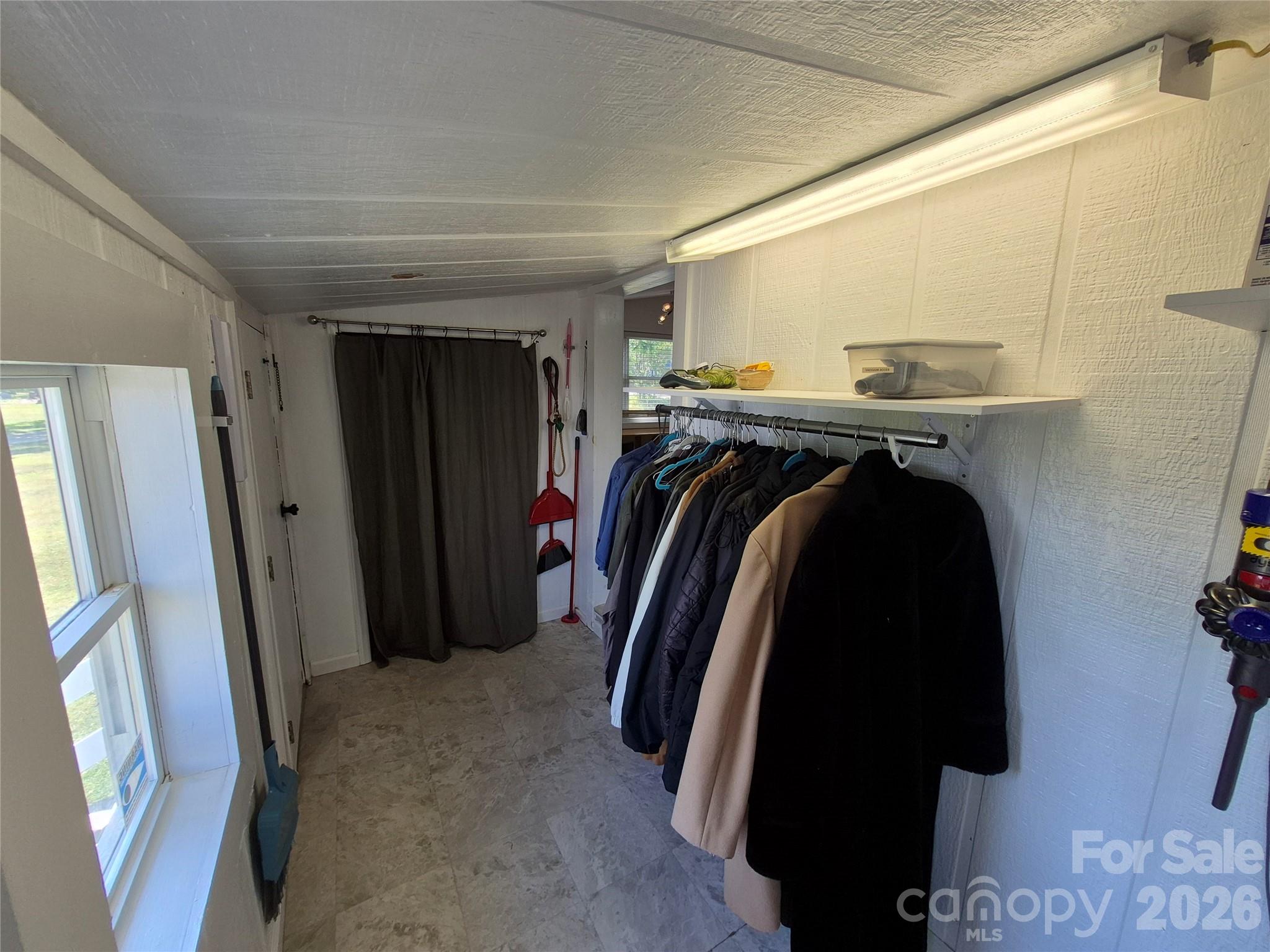 4438 Reepsville Road — Vale