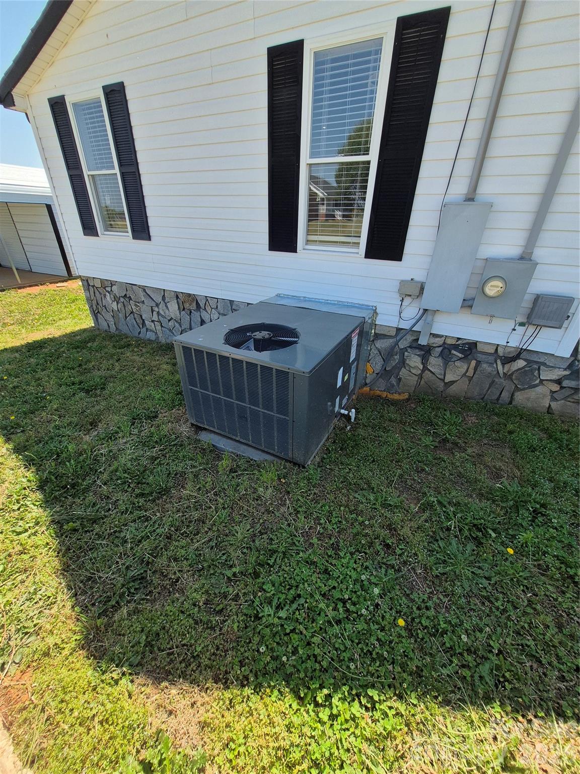 4438 Reepsville Road — Vale