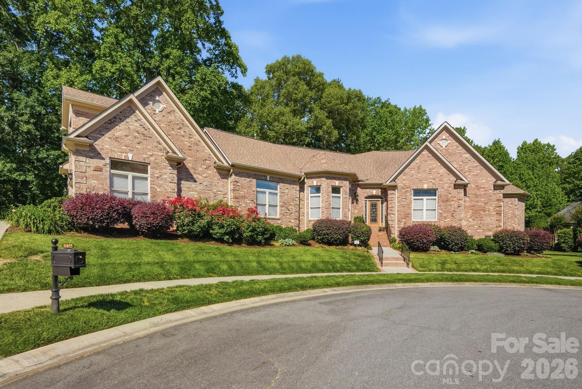 11855 Churchfield Lane — Charlotte