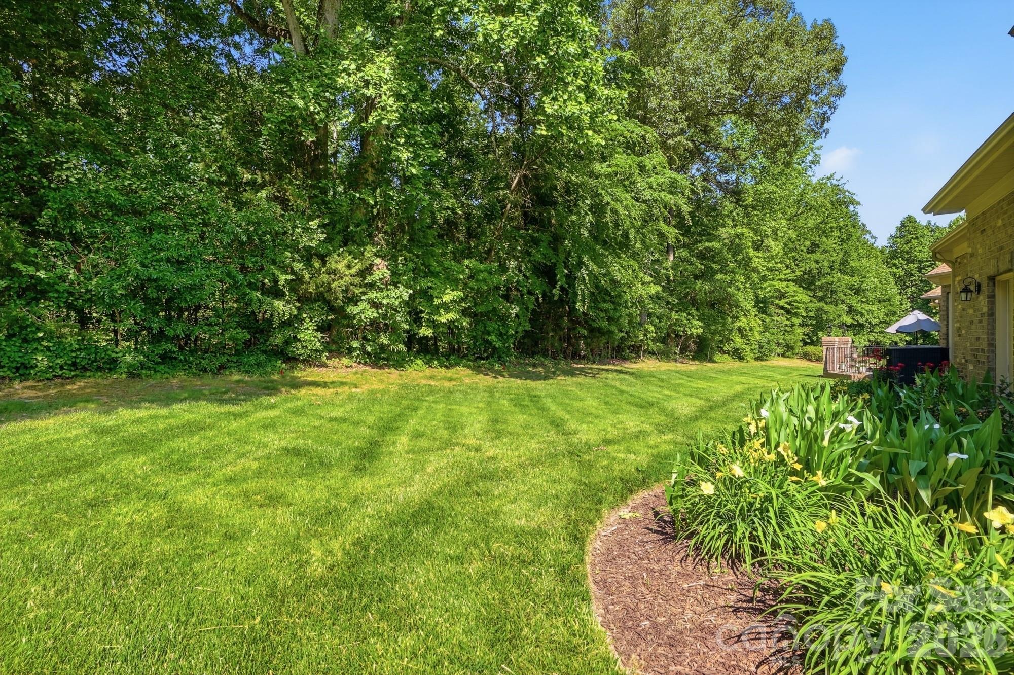 11855 Churchfield Lane — Charlotte