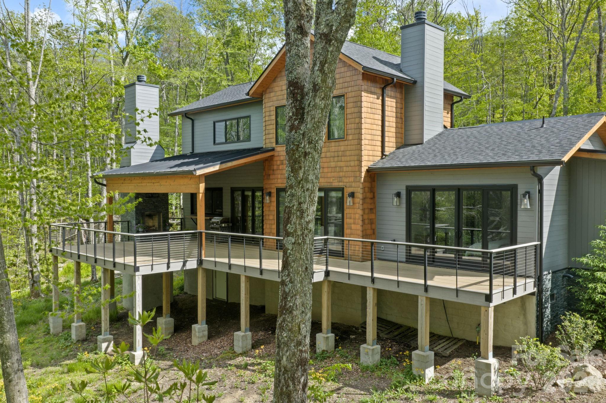 576 Eagle Springs Trail — Banner Elk