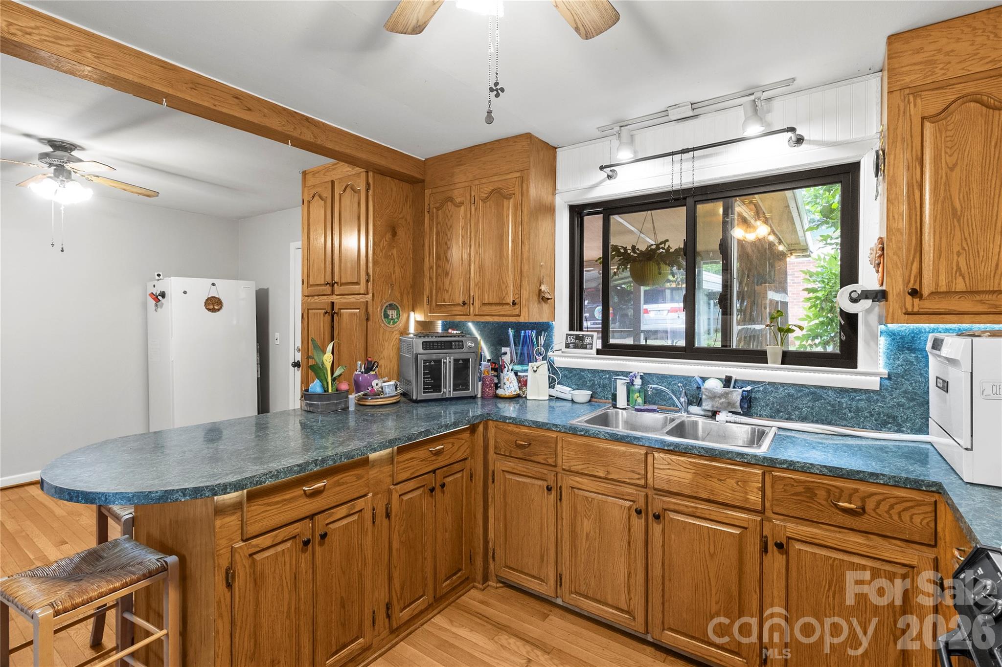 325 Swanson Drive SW — Lenoir