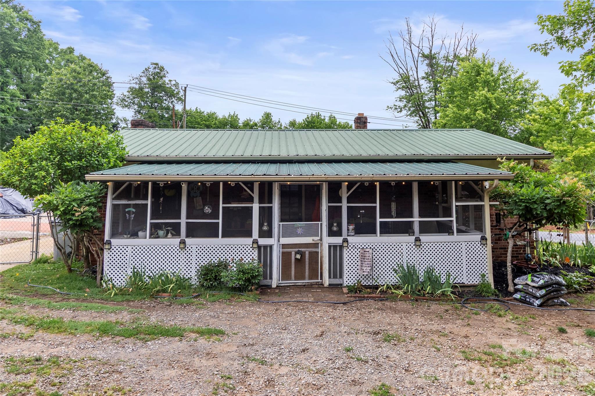 325 Swanson Drive SW — Lenoir