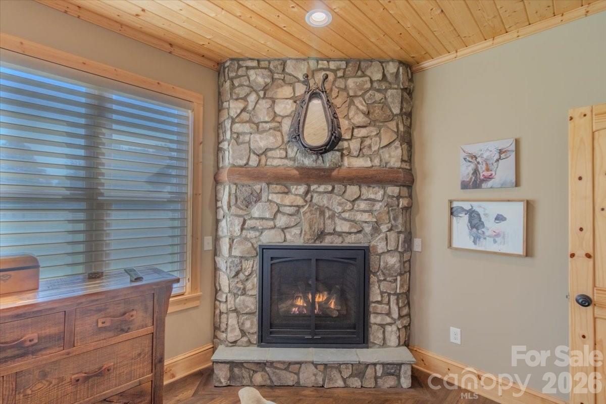 1083 Union Community Road — Thurmond