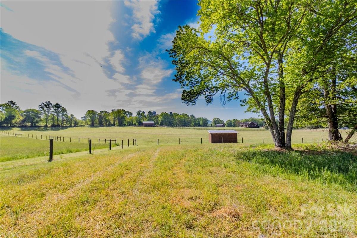 1083 Union Community Road — Thurmond
