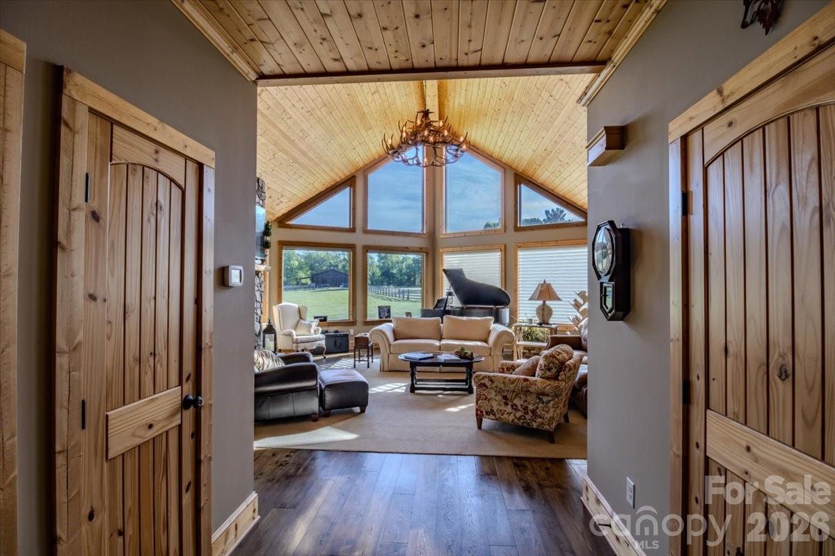 1083 Union Community Road — Thurmond