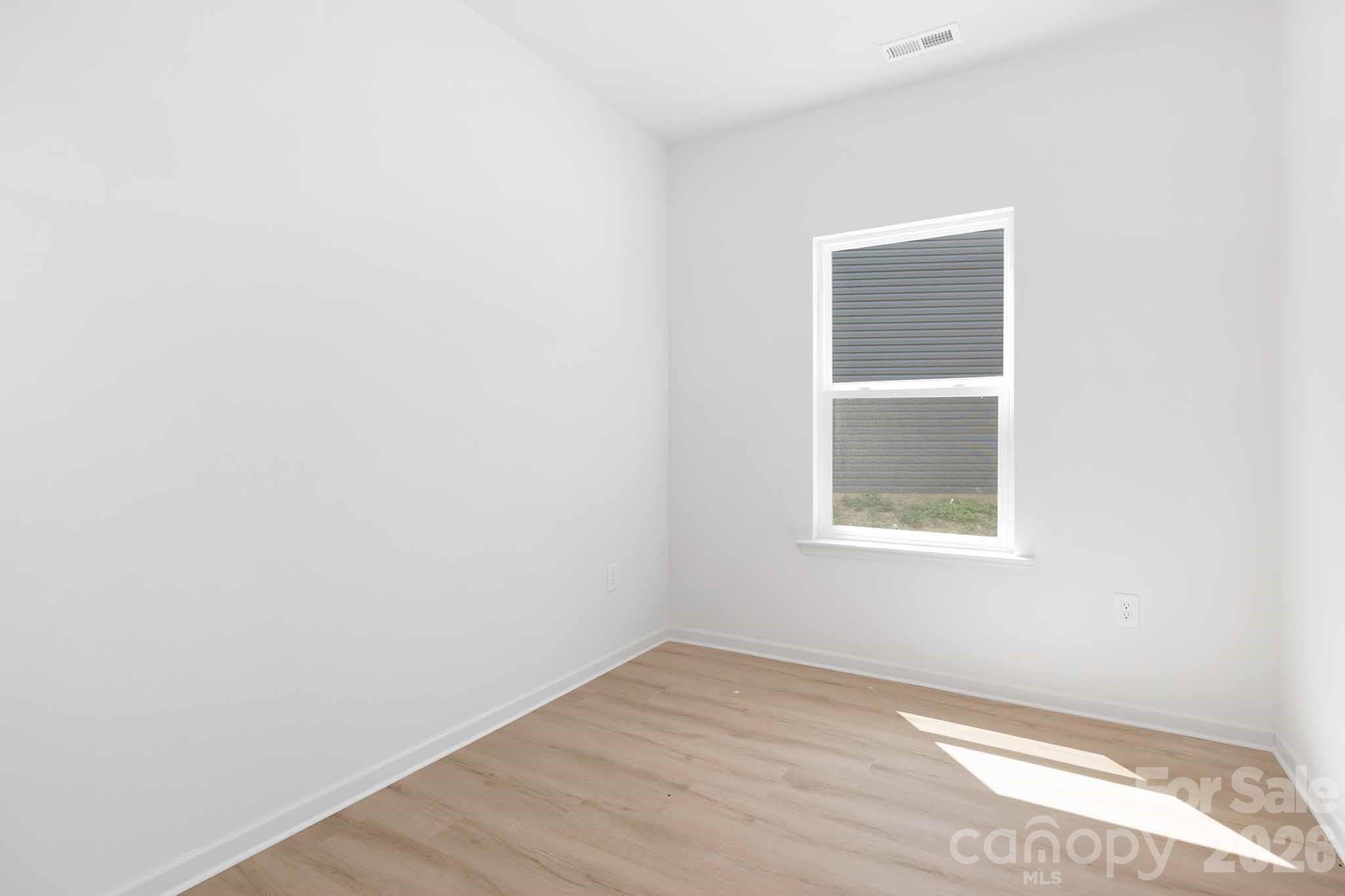 11721 Platon Avenue — Huntersville