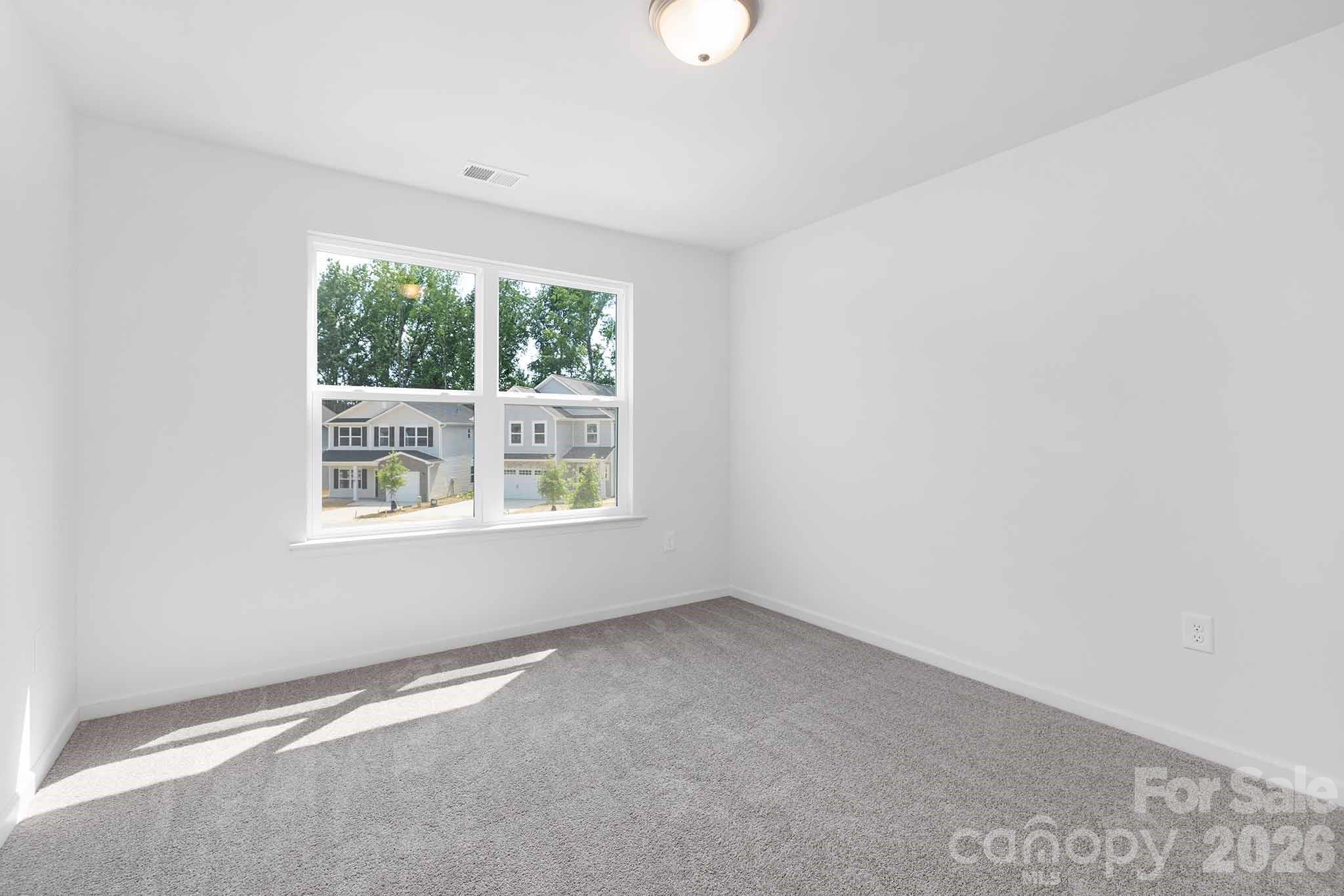 11721 Platon Avenue — Huntersville