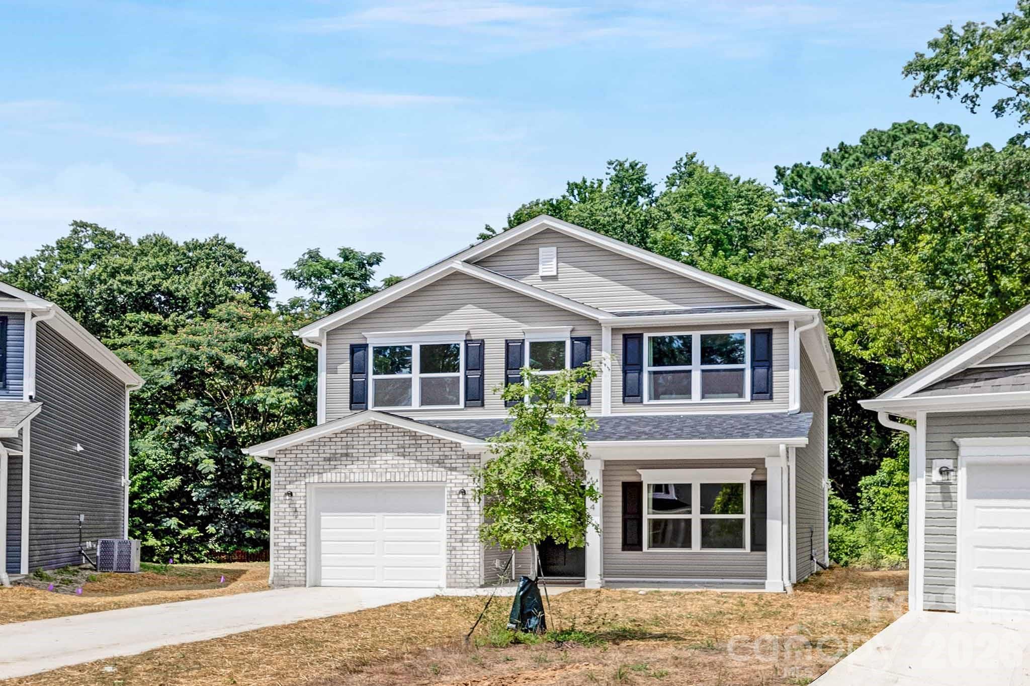 11721 Platon Avenue — Huntersville