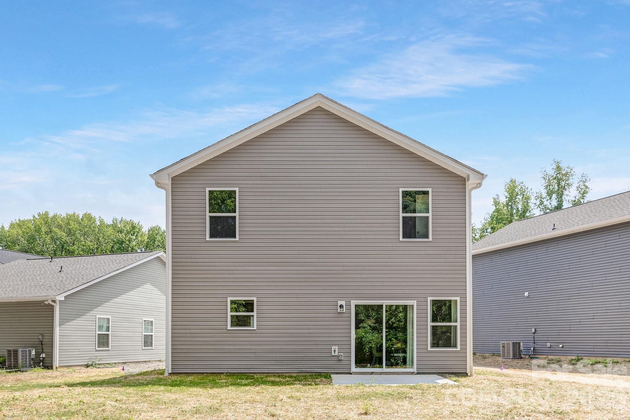 11721 Platon Avenue — Huntersville