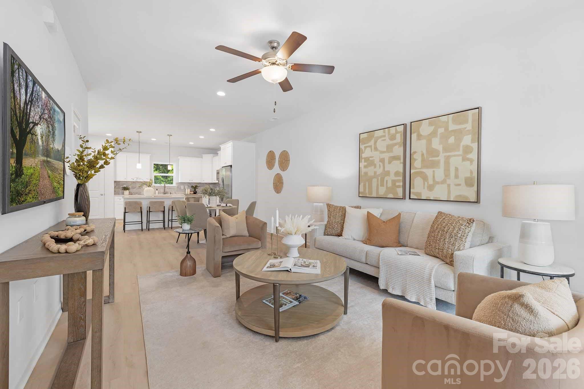 11721 Platon Avenue — Huntersville