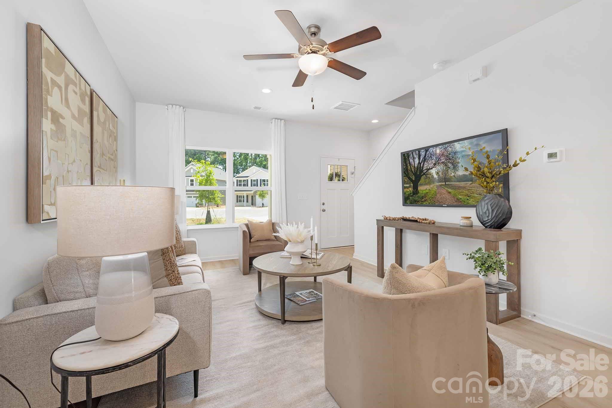 11721 Platon Avenue — Huntersville