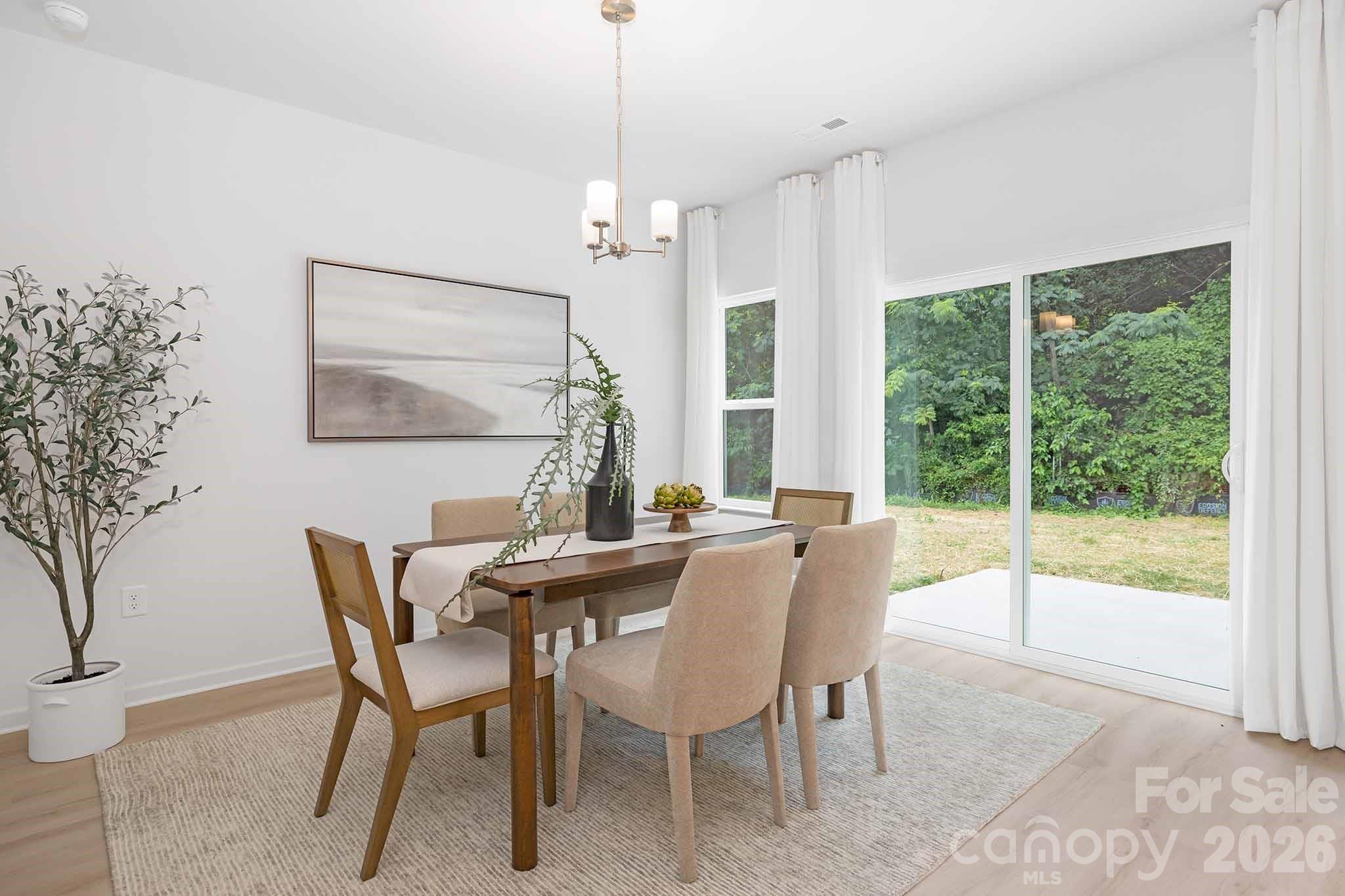 11721 Platon Avenue — Huntersville