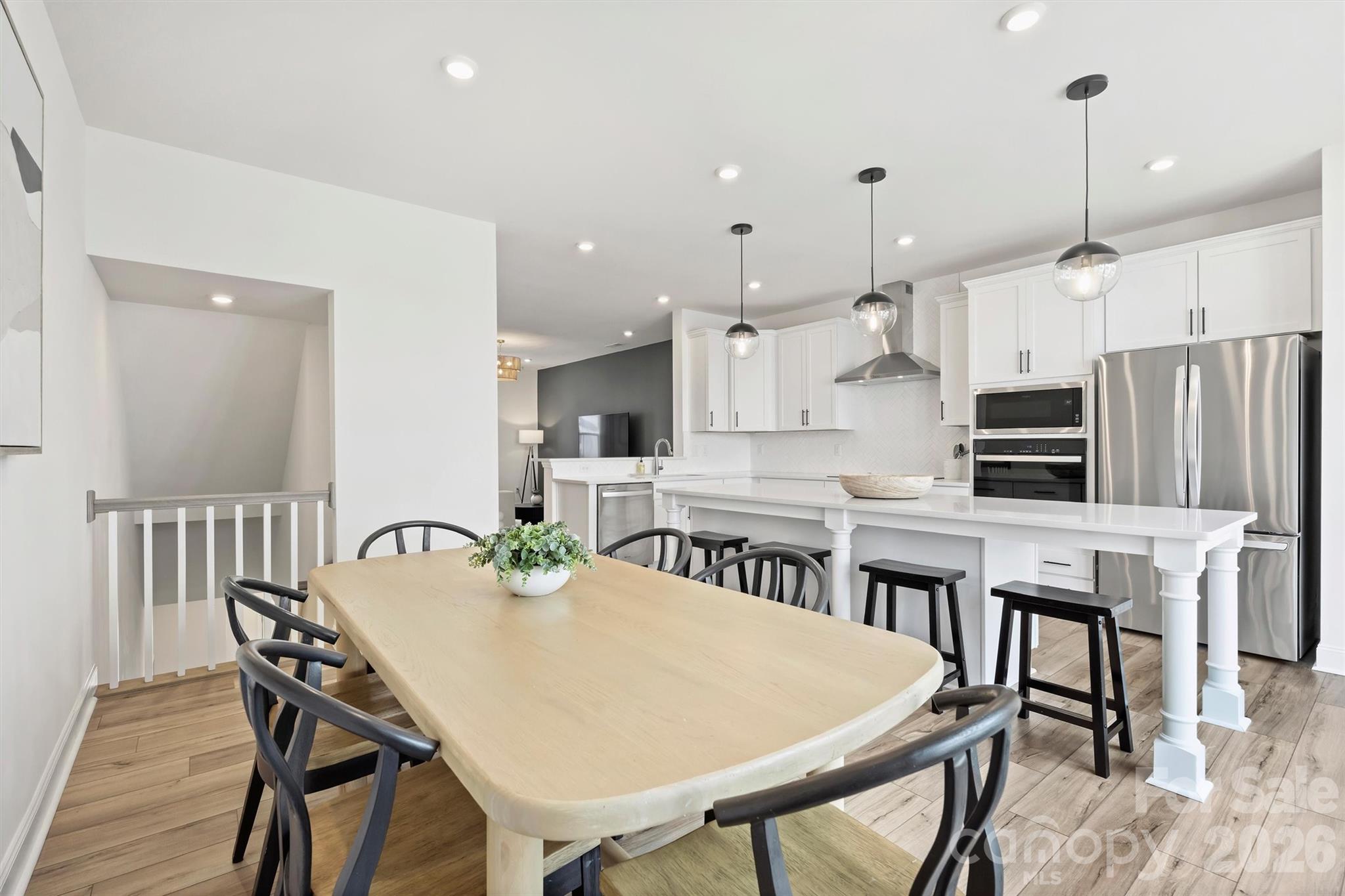 3024 Red Cardinal Lane — Charlotte