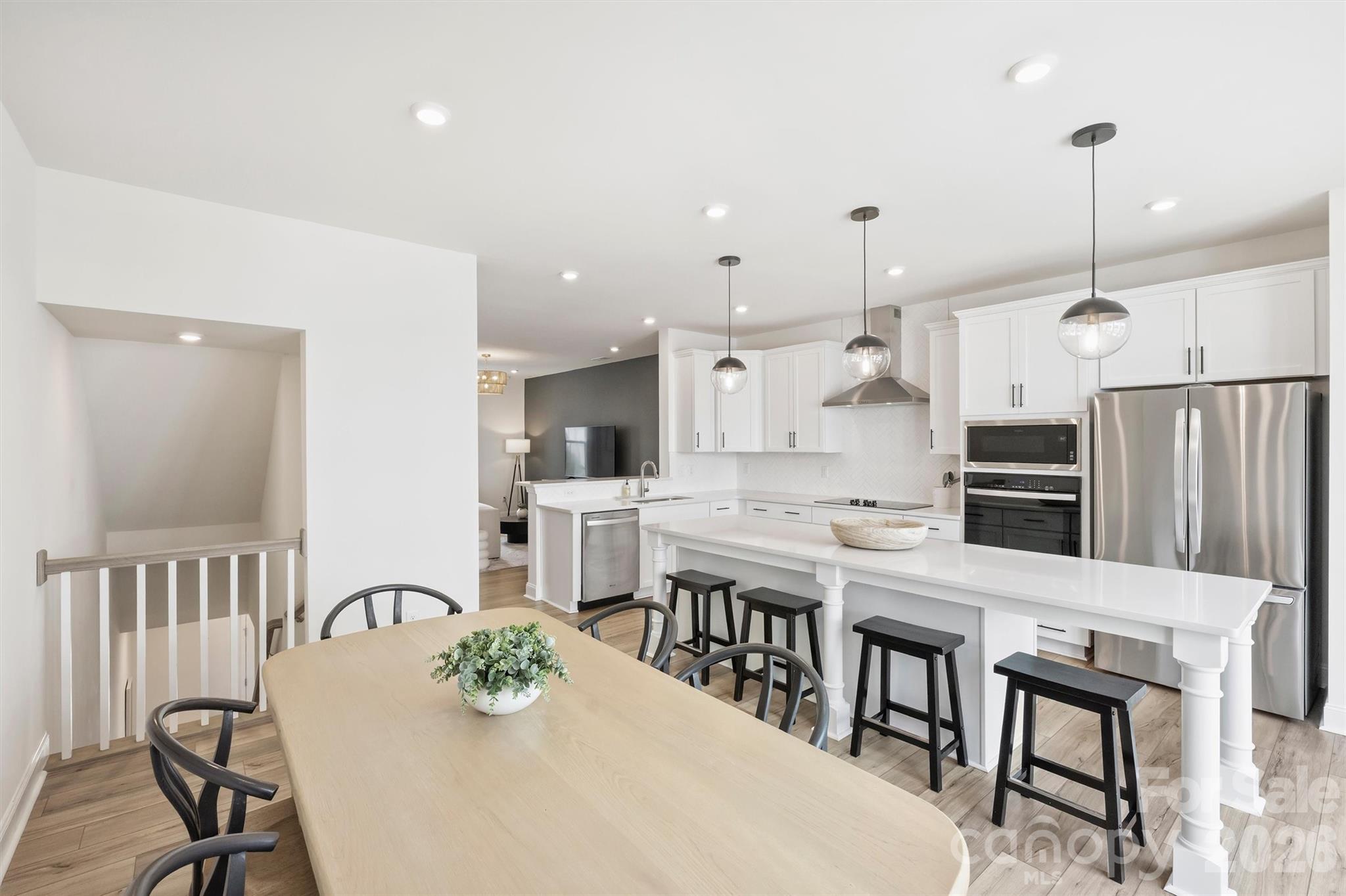 3024 Red Cardinal Lane — Charlotte