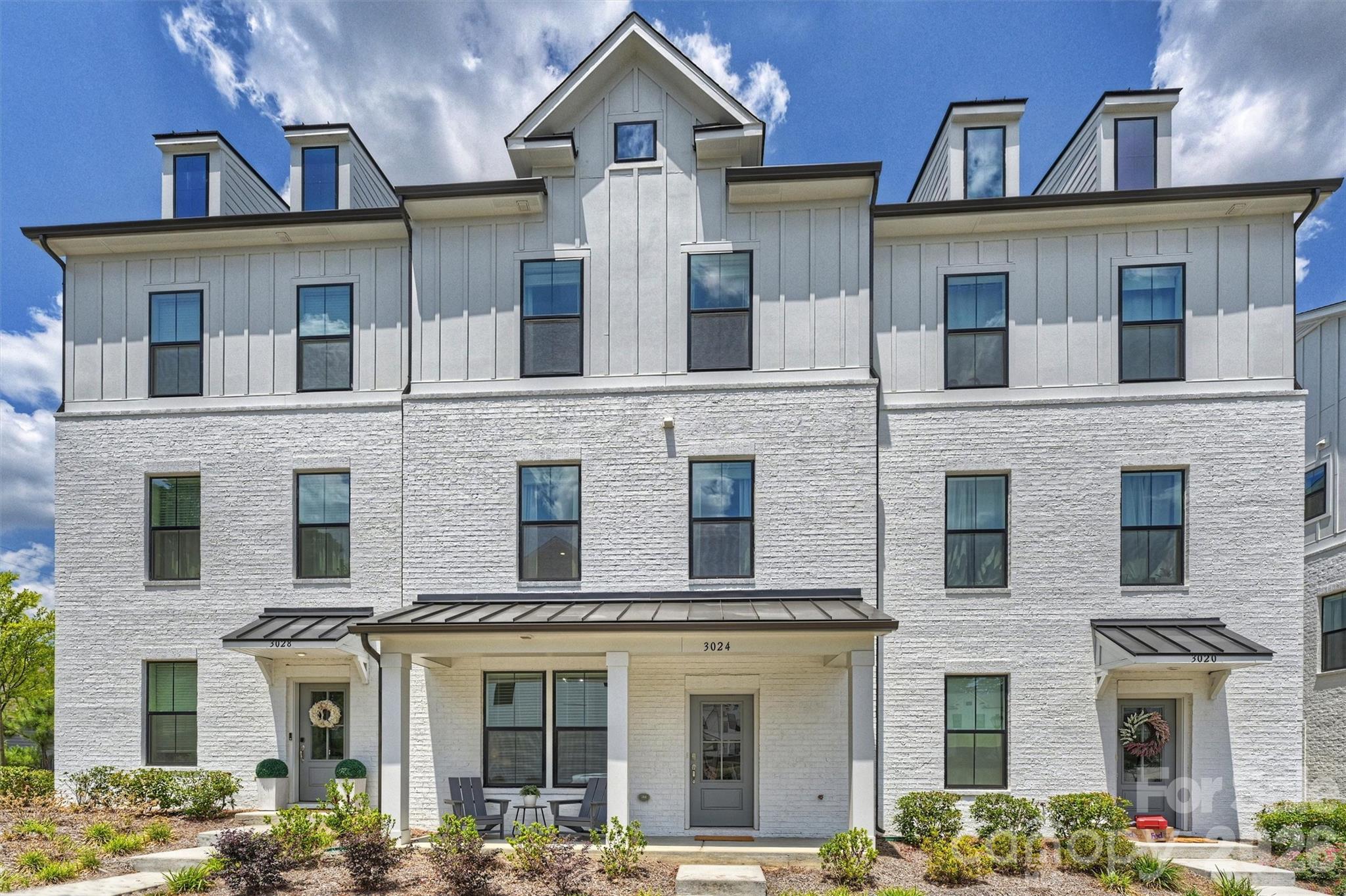 3024 Red Cardinal Lane — Charlotte