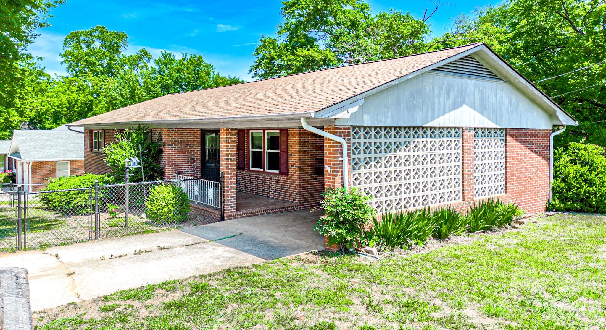 135 Hazelwood Drive — Forest City