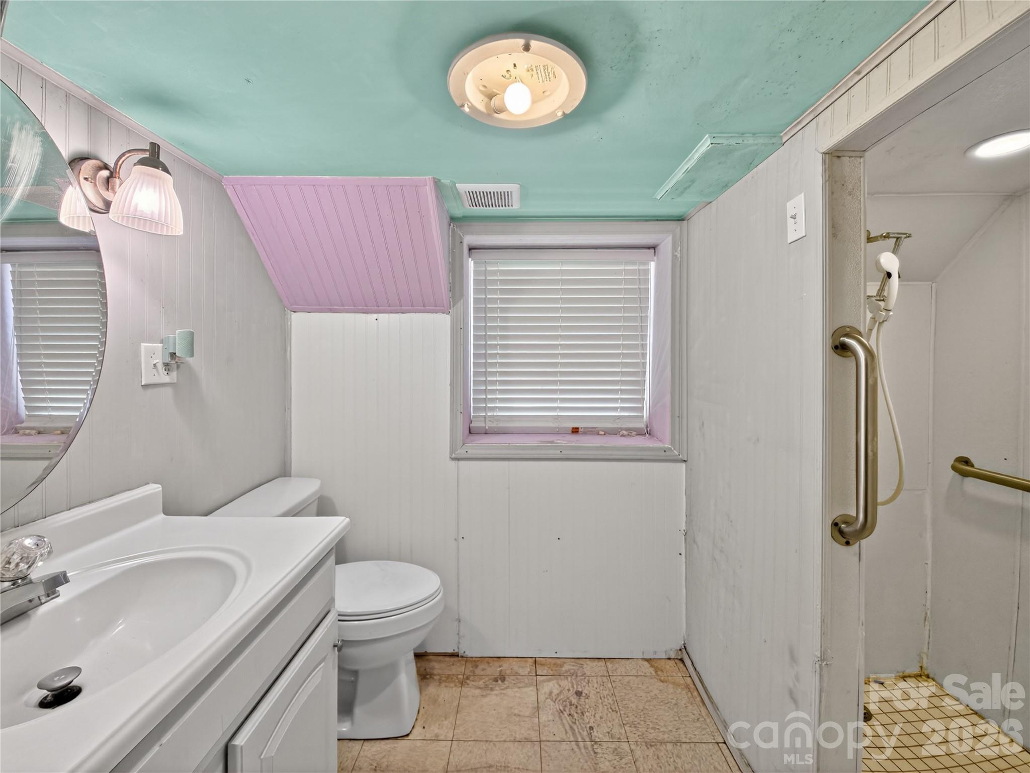 135 Hazelwood Drive — Forest City