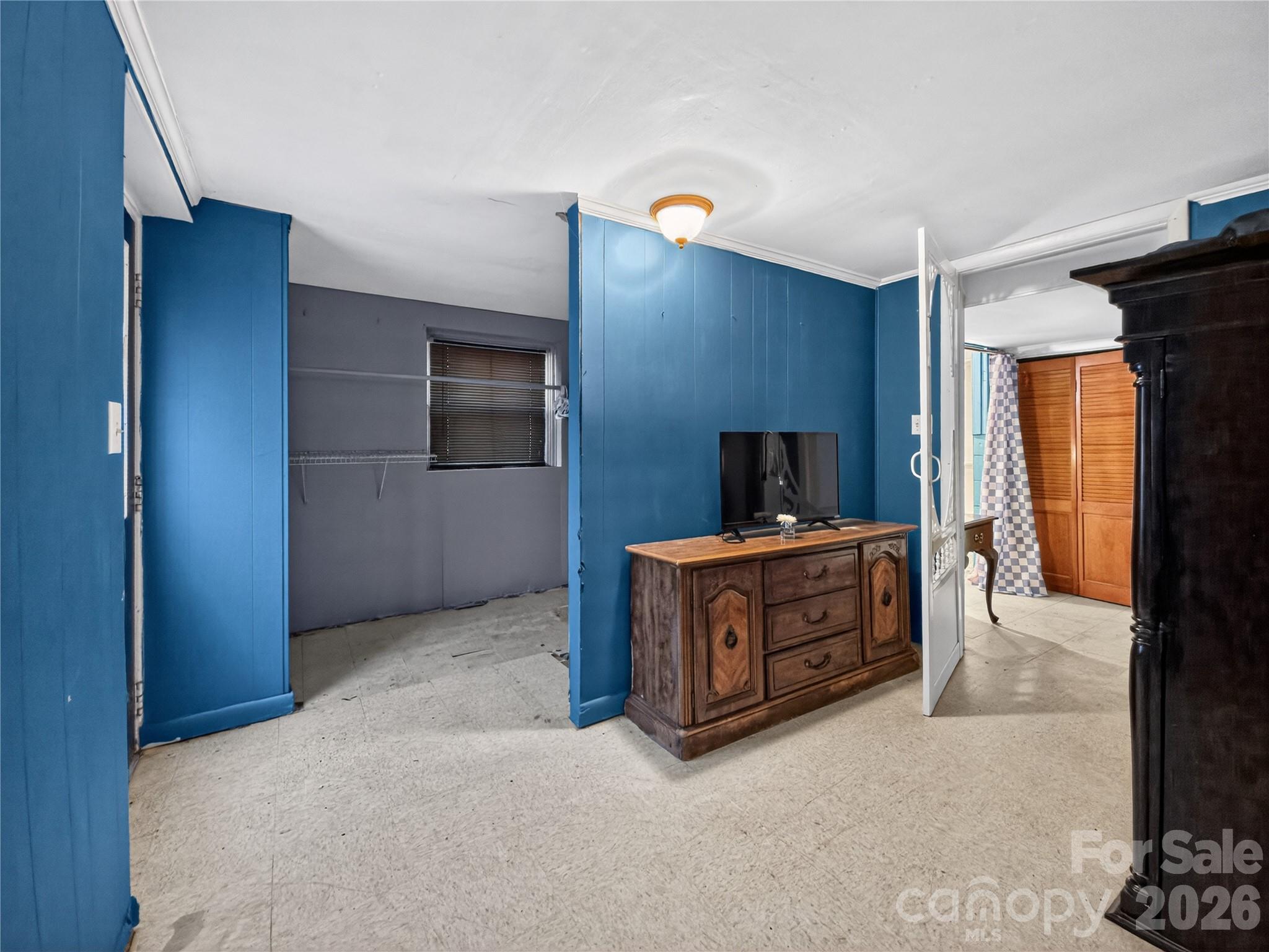 135 Hazelwood Drive — Forest City