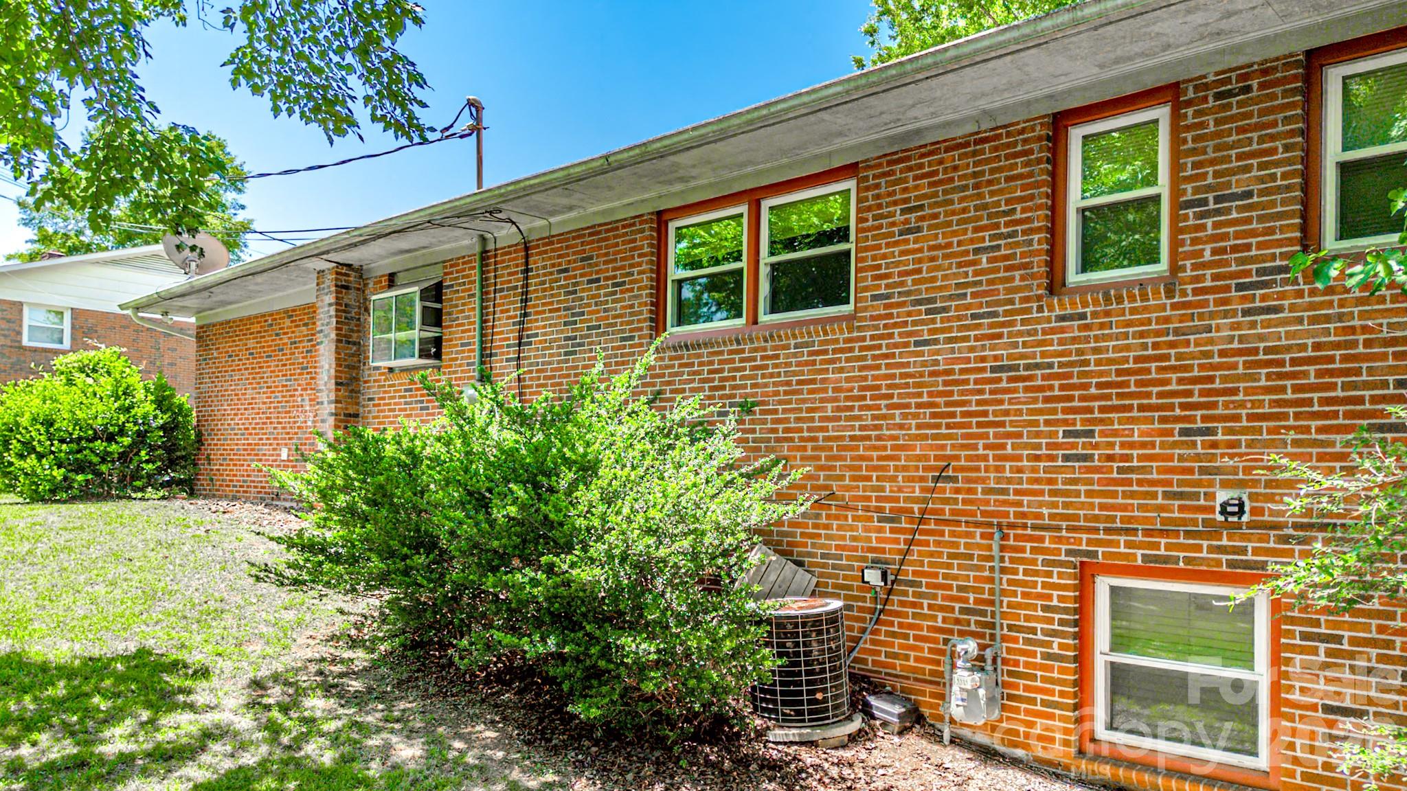 135 Hazelwood Drive — Forest City