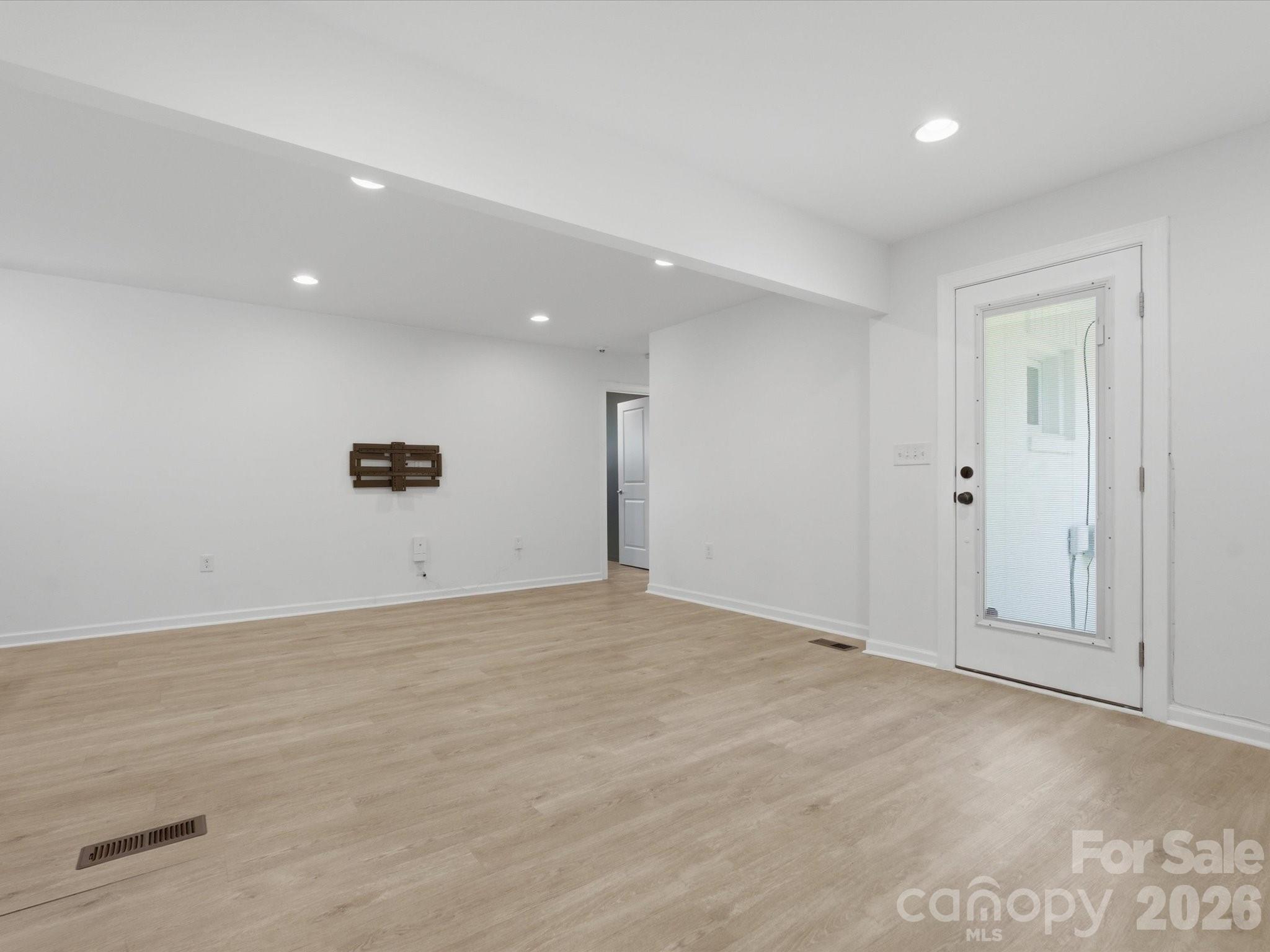 3633 Rosehaven Drive — Charlotte