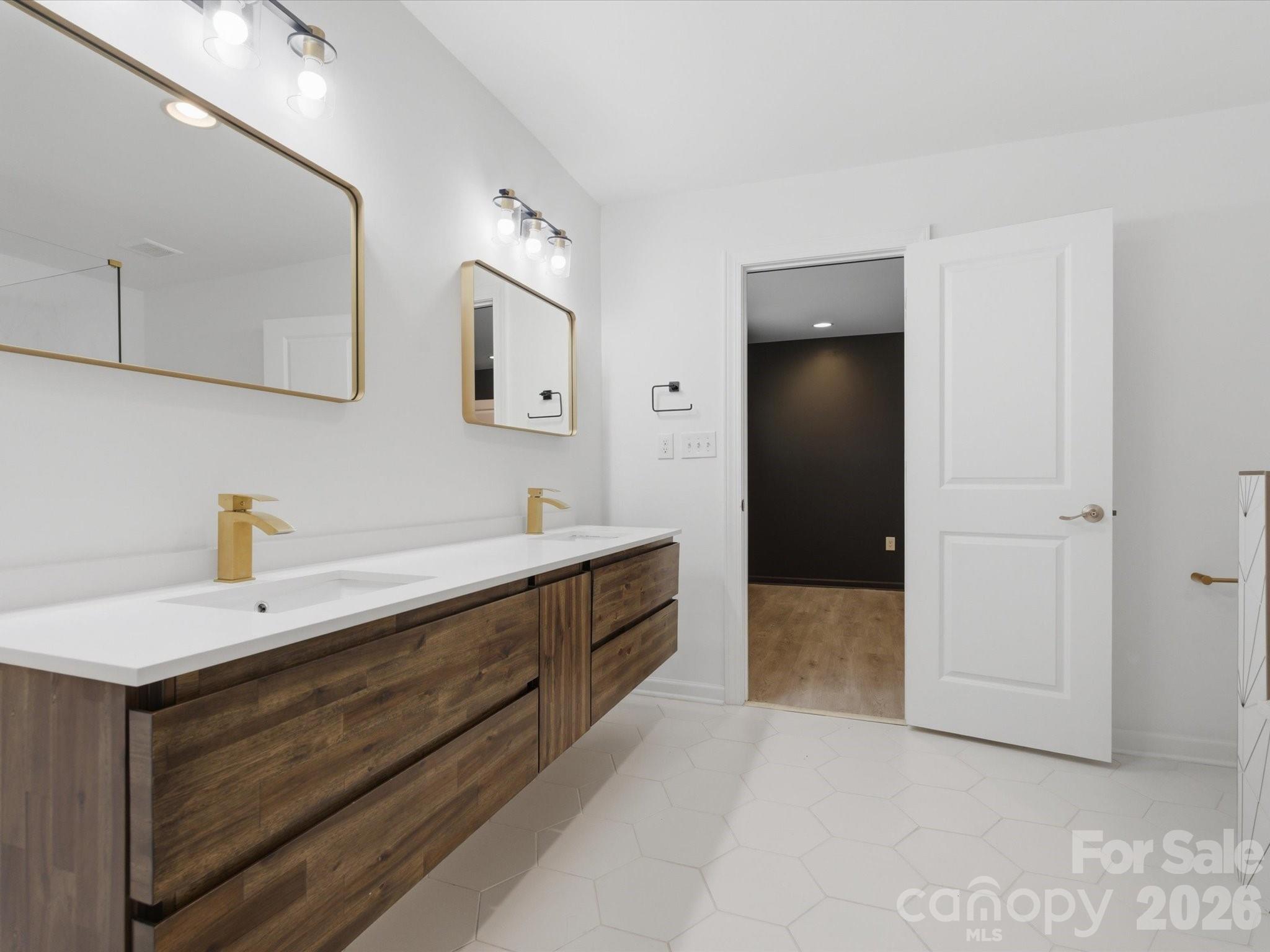 3633 Rosehaven Drive — Charlotte