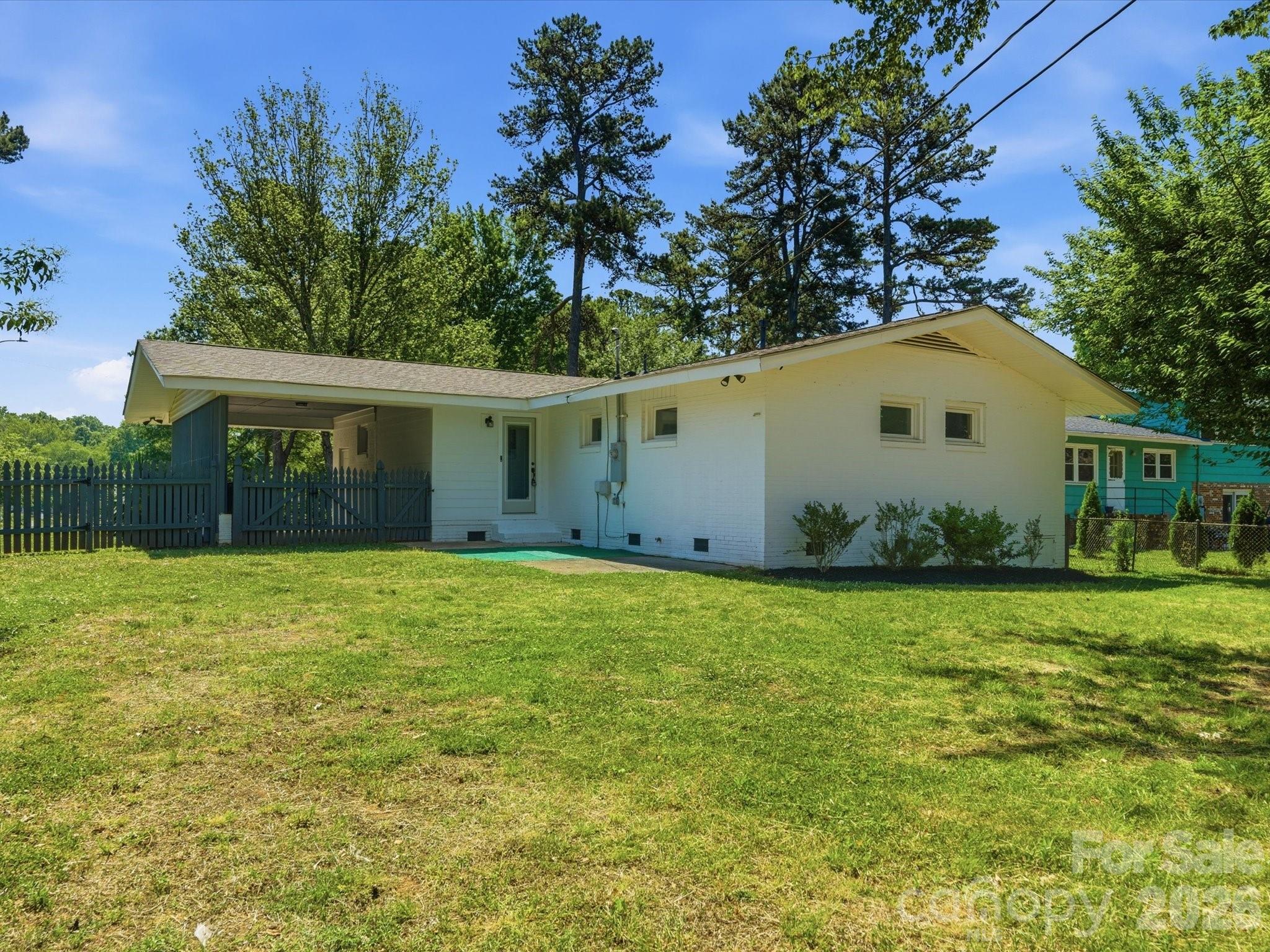 3633 Rosehaven Drive — Charlotte